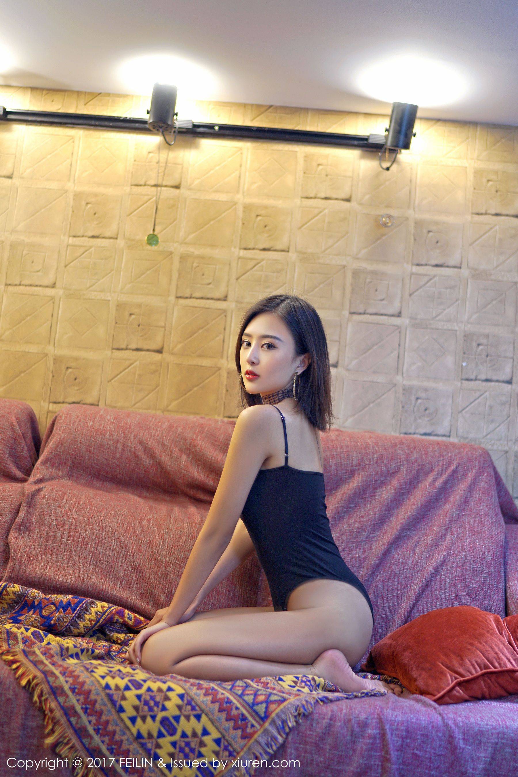 赵艺璇《精致五官+出色的马甲线》 嗲囡囡 VOL.087插图1