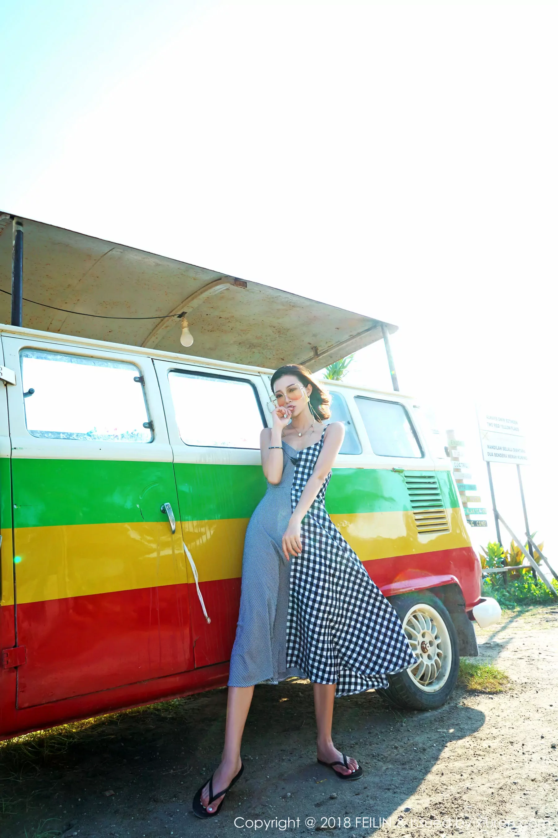 冯木木LRIS《海边清新系列》 嗲囡囡 VOL.142插图3