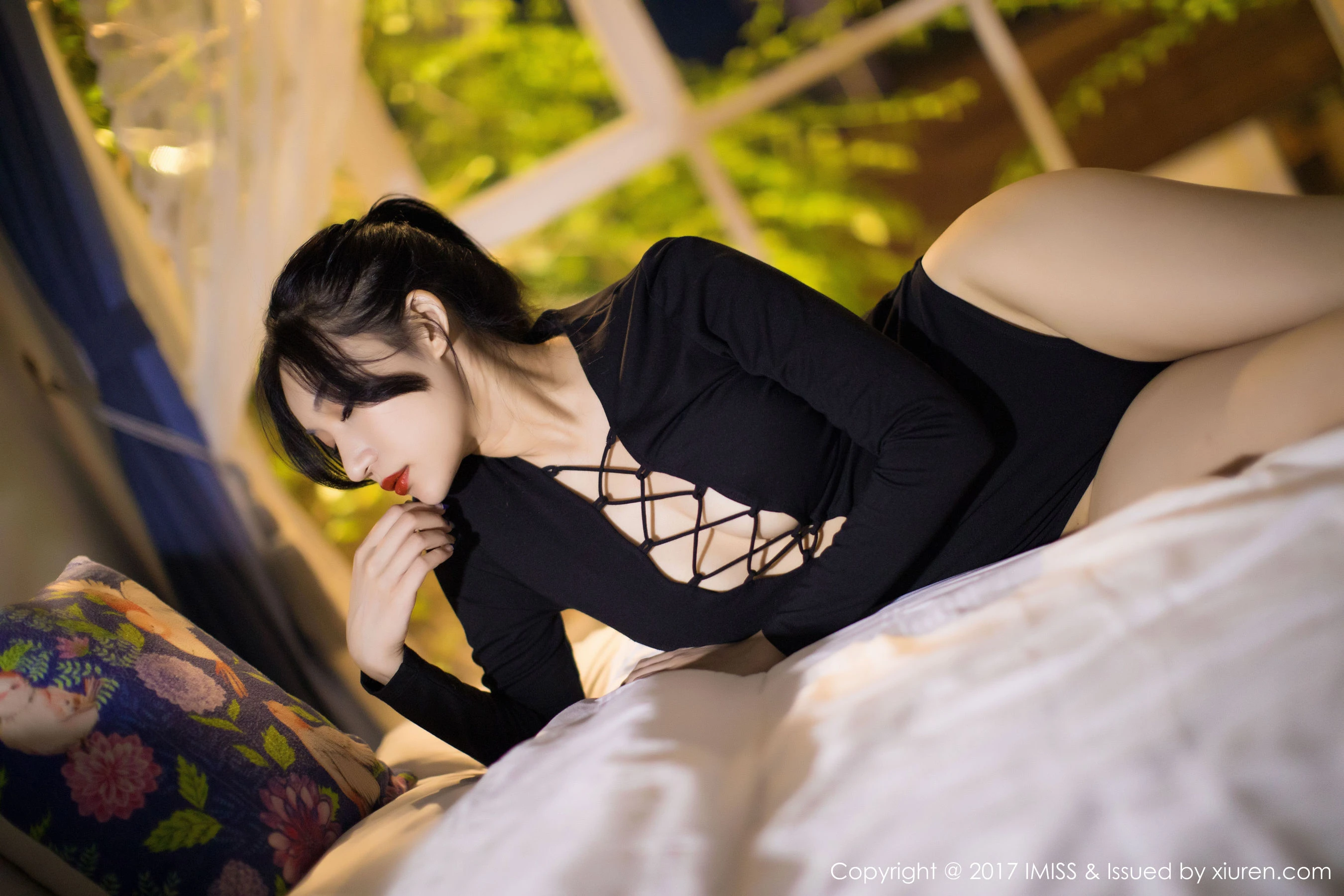 小狐狸Sica《黑色私房性感美腿》 爱蜜社IMiss VOL.194插图7