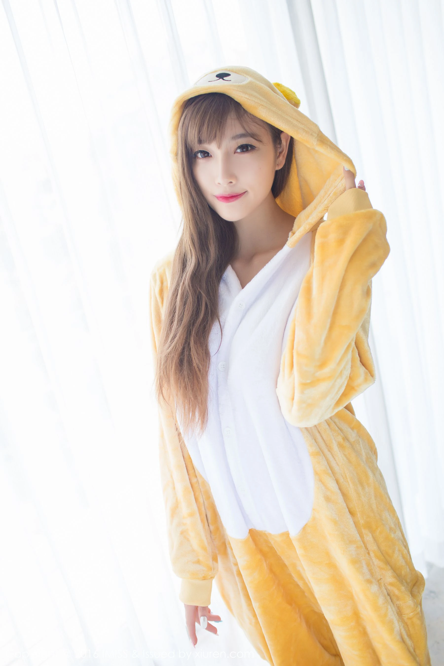 sugar小甜心CC《美女扮野兽+旗袍与丝袜》 爱蜜社IMiss Vol.136插图2