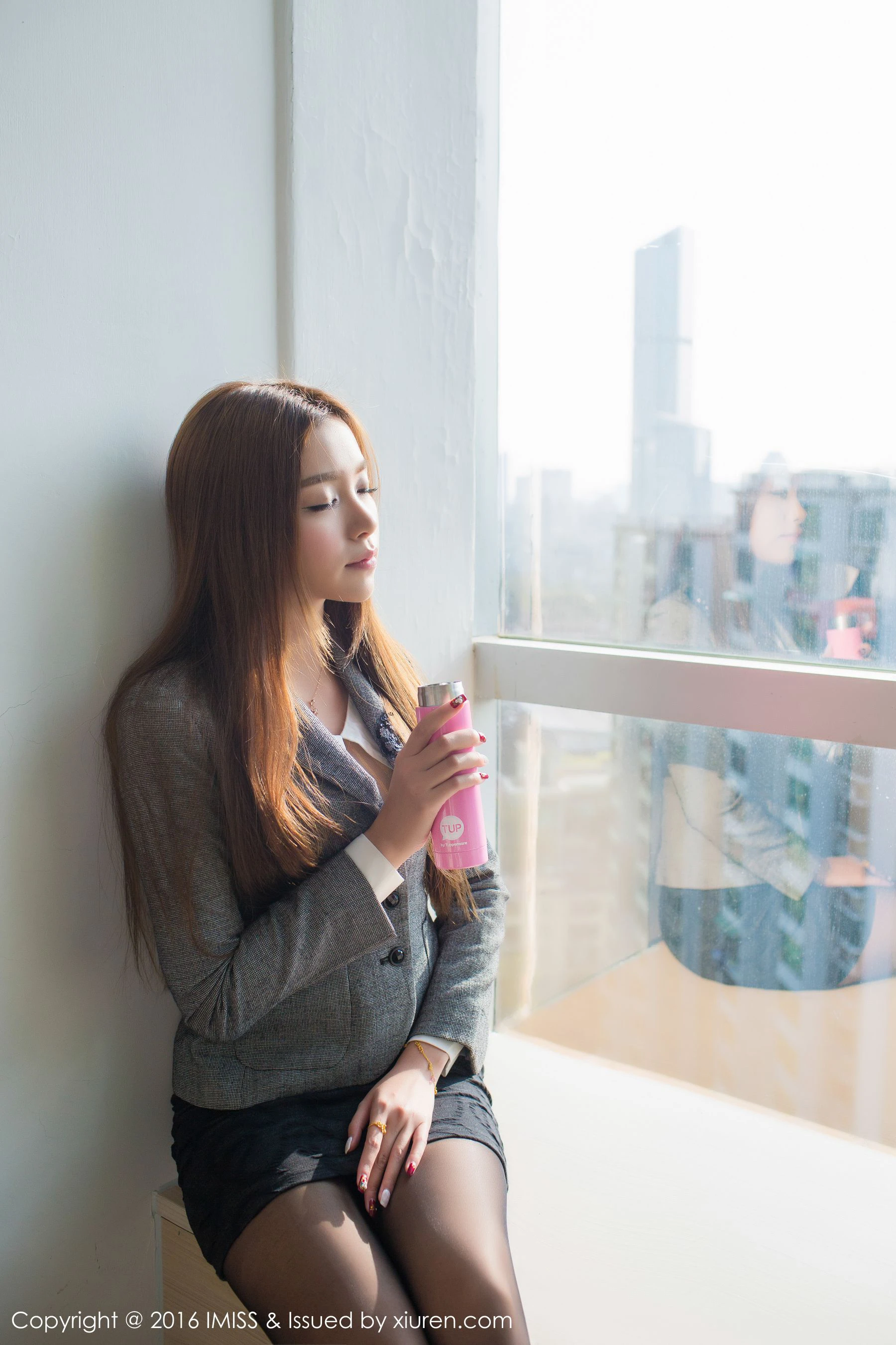 爱蜜社IMiss Vol.060 于姬、朱若慕、徐妍馨、傅诗瑶、小丽莎萌萌哒及其他模特合集插图1