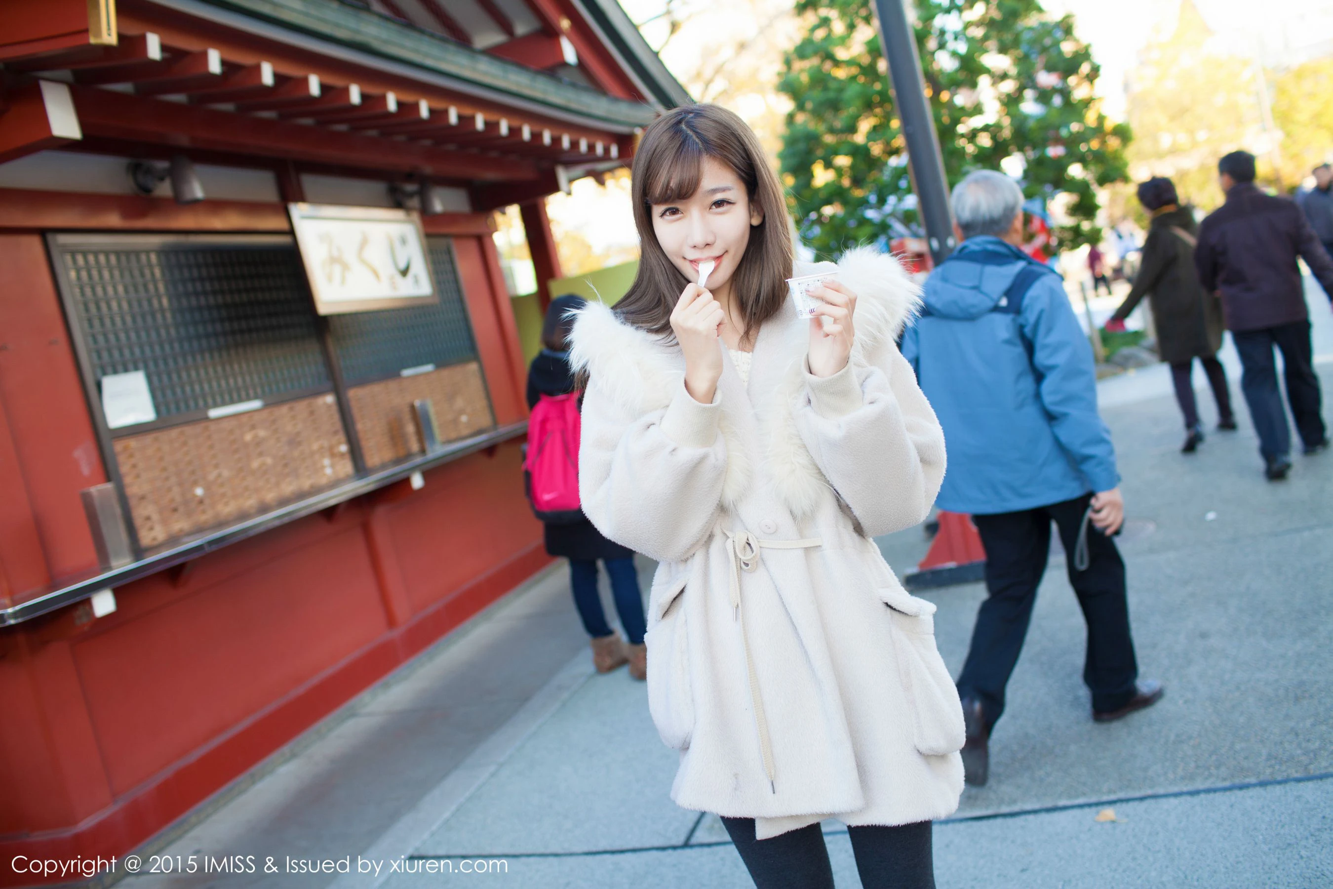 网红陈潇《日本之旅街拍》 爱蜜社IMiss Vol.010插图4