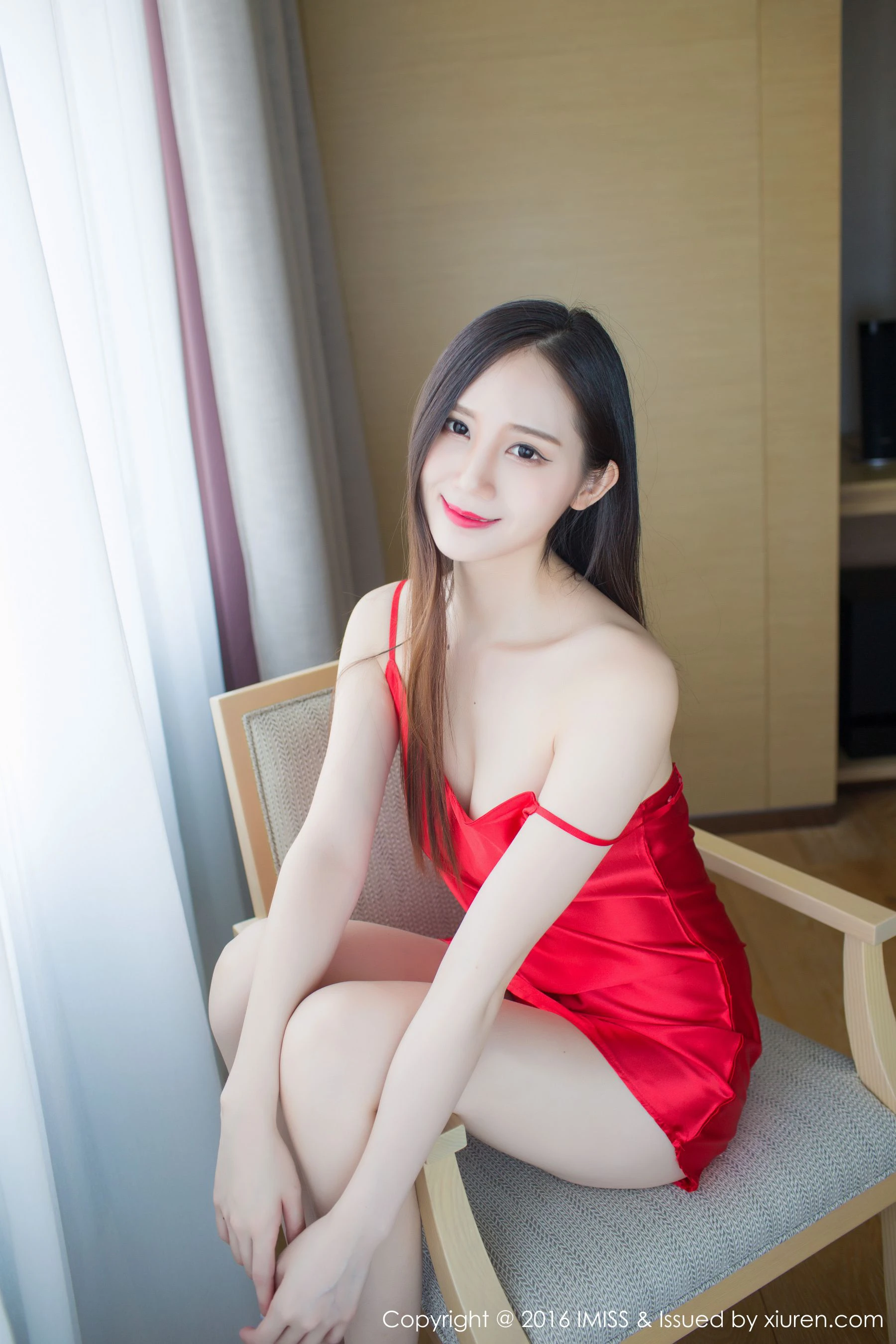 SISY思《红色睡衣和一套粉色内衣》 爱蜜社IMiss Vol.124插图4