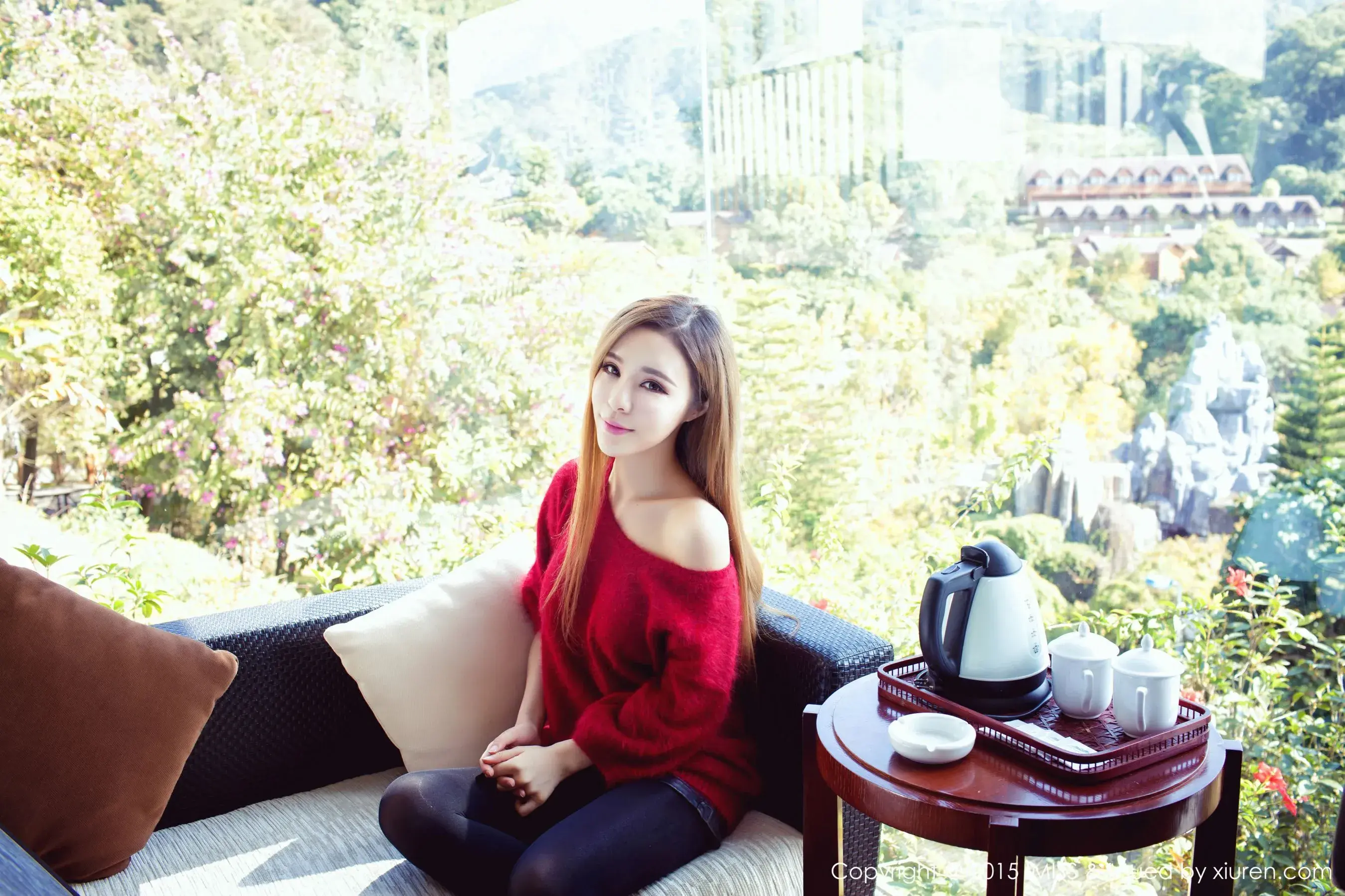 重庆美女游潇潇《旅拍套图》 爱蜜社IMiss Vol.047插图1