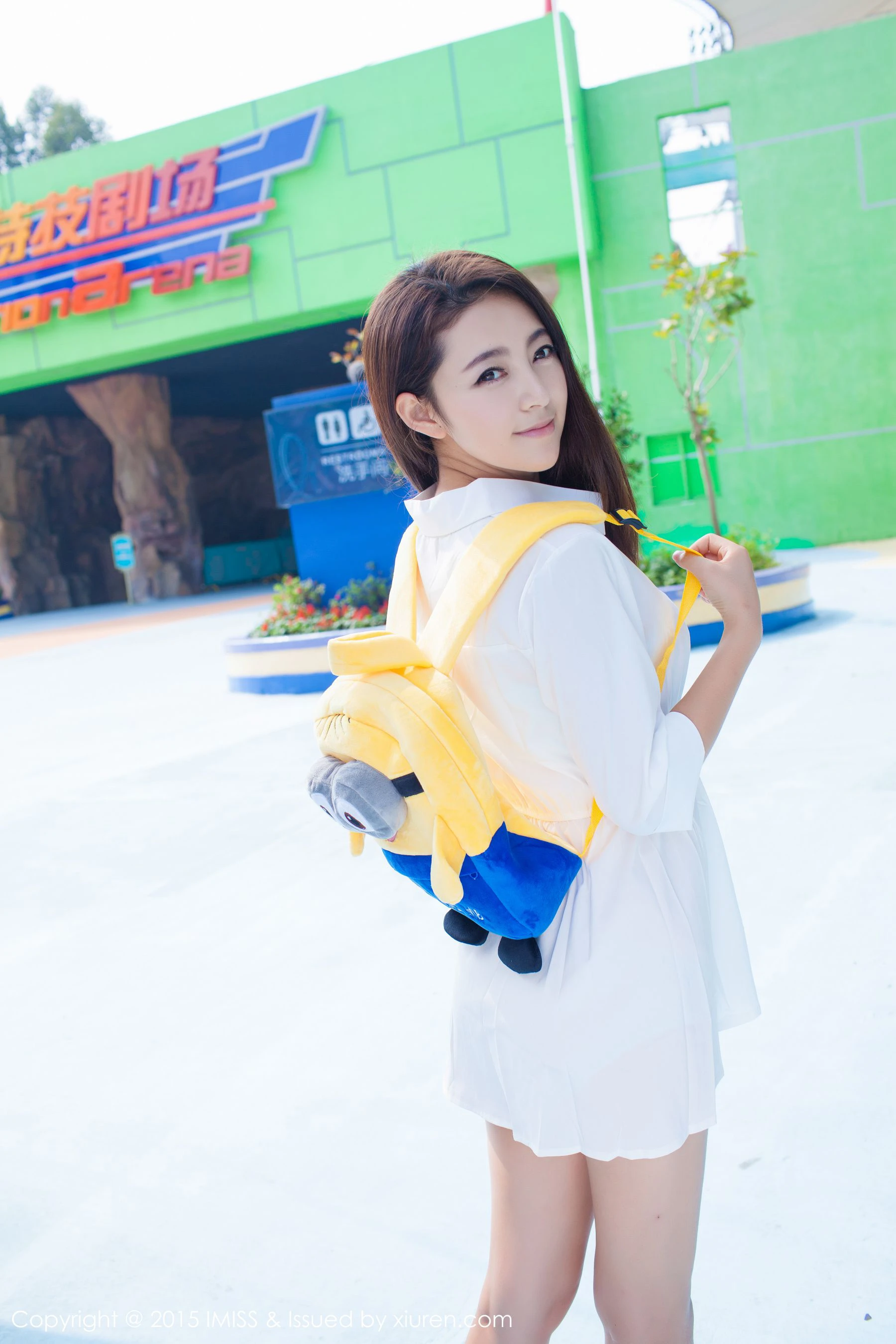 夏茉GIGI《小清新街拍》 爱蜜社IMiss Vol.053插图1