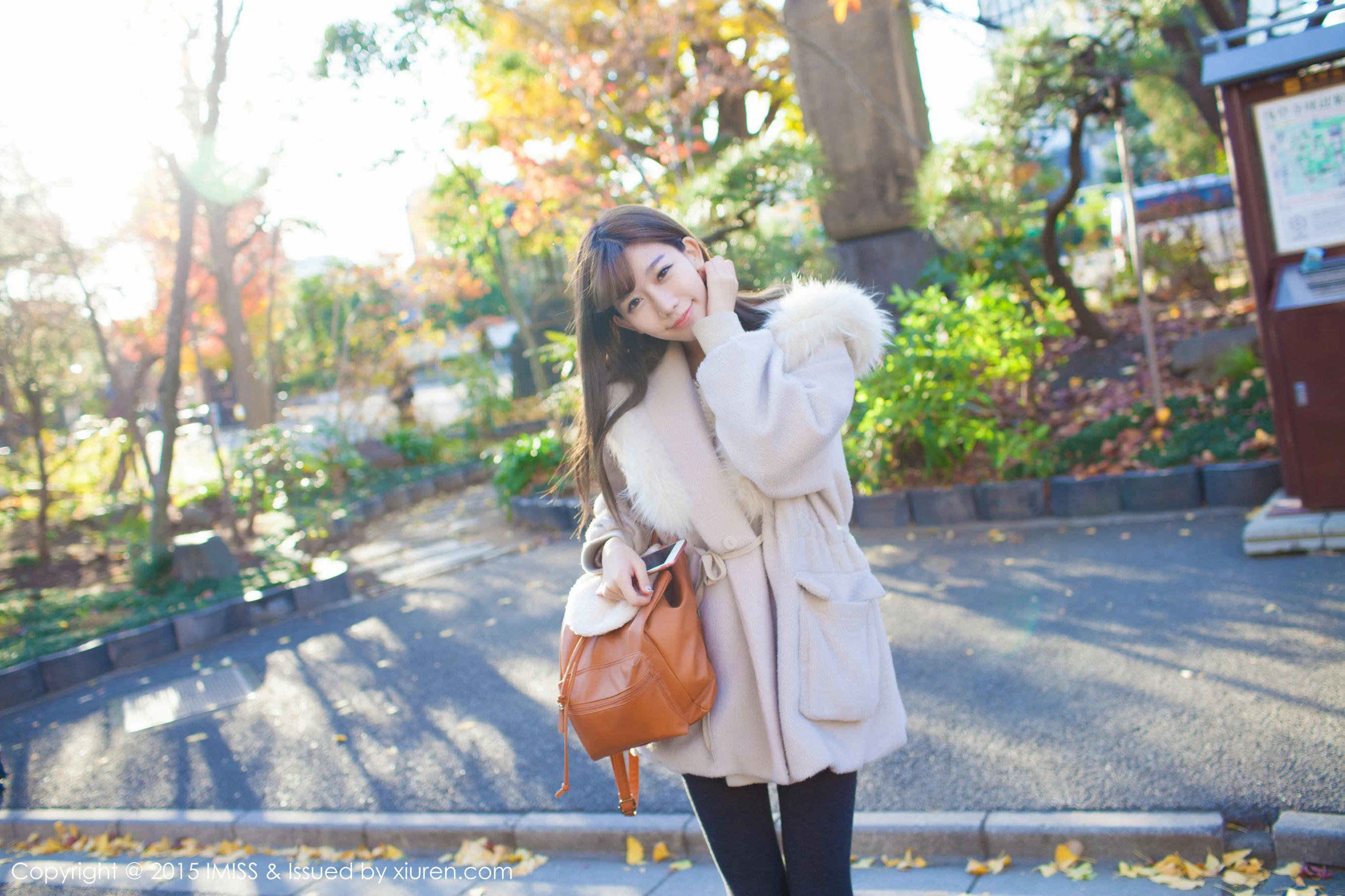 网红陈潇《日本之旅街拍》 爱蜜社IMiss Vol.010插图2