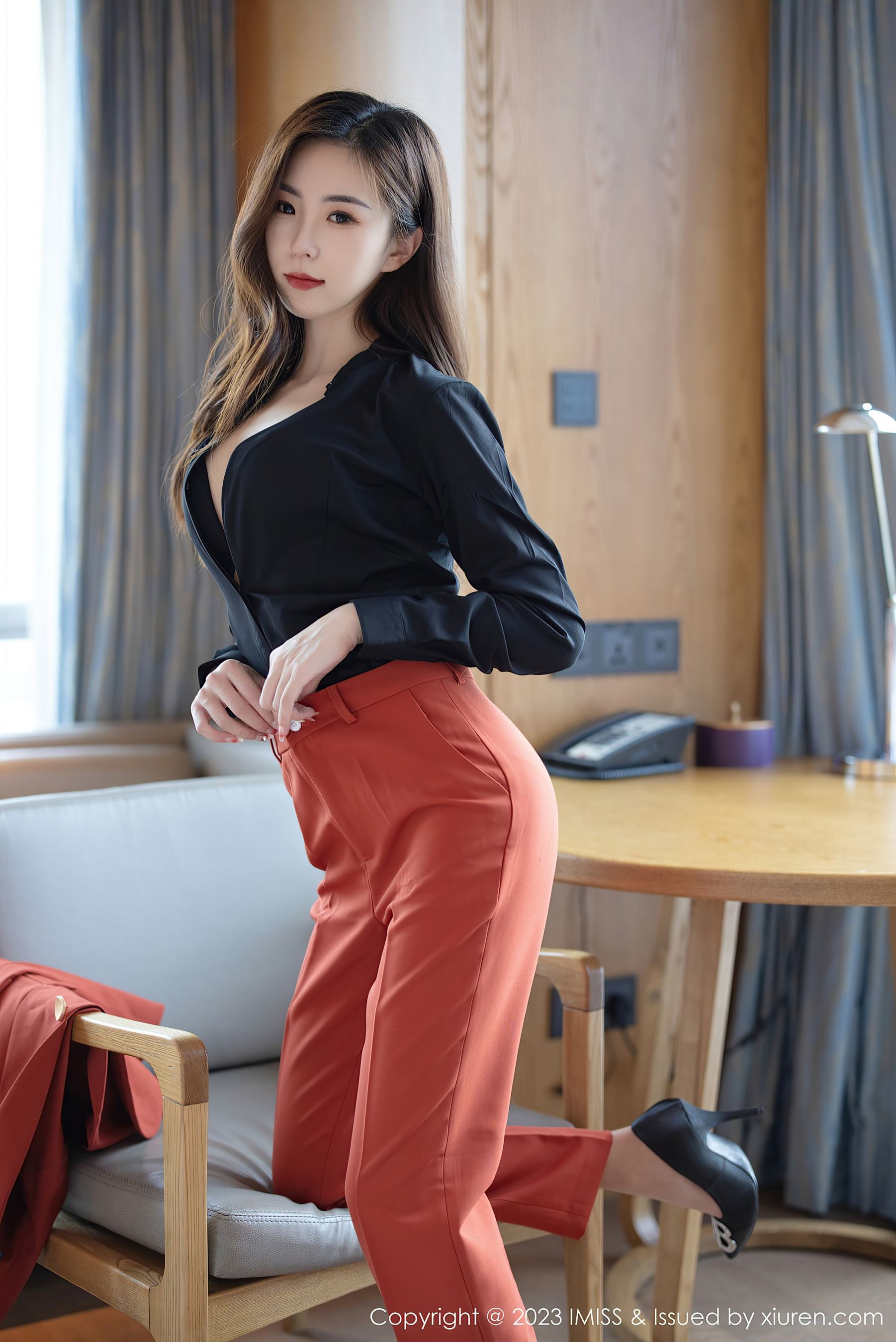 爱蜜社 VOL.717 杨紫嫣candy 制服美腿插图4