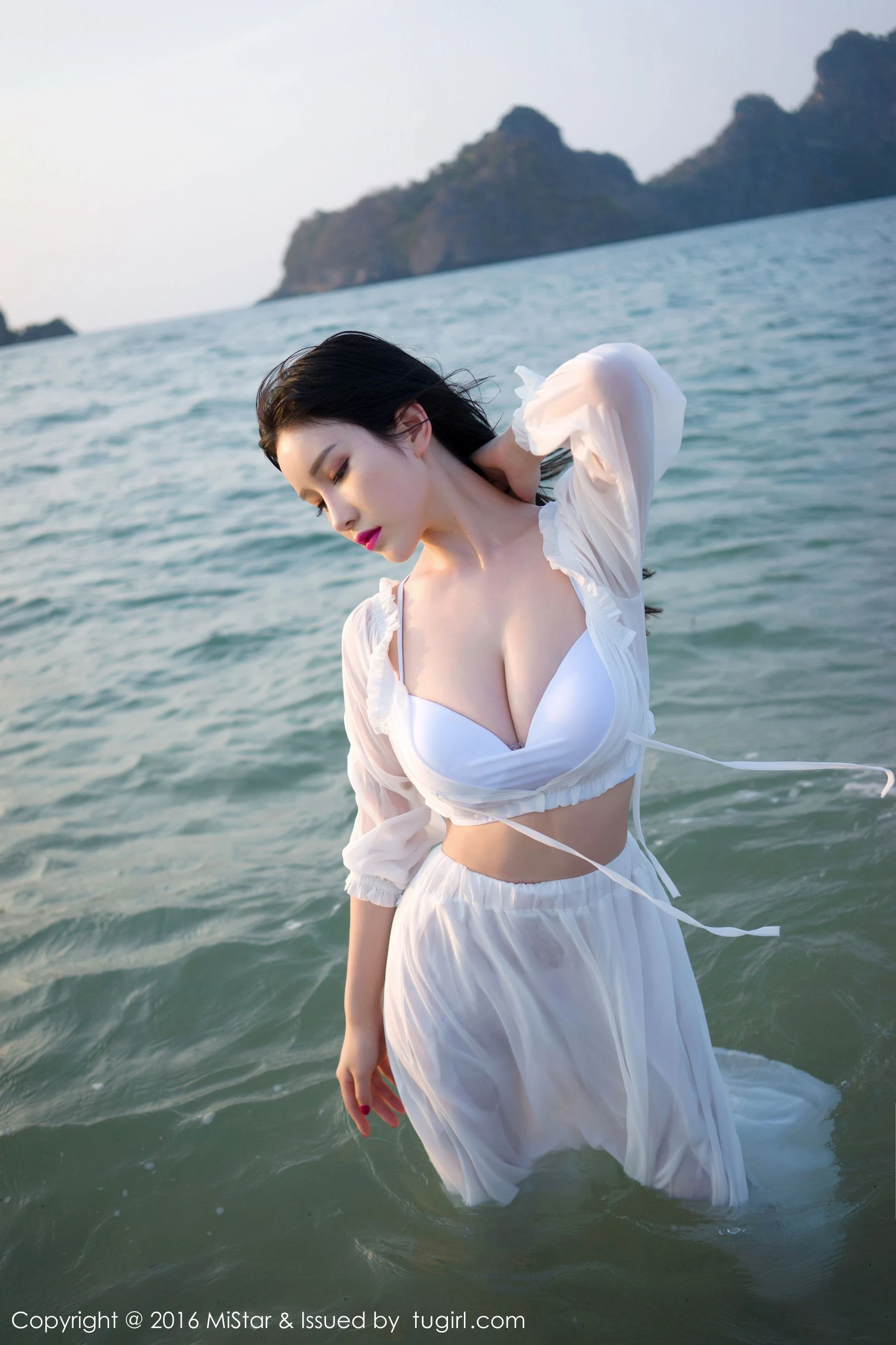 于姬Una《兰卡威旅拍》海滩长裙+泳装 魅妍社 Vol.106插图6