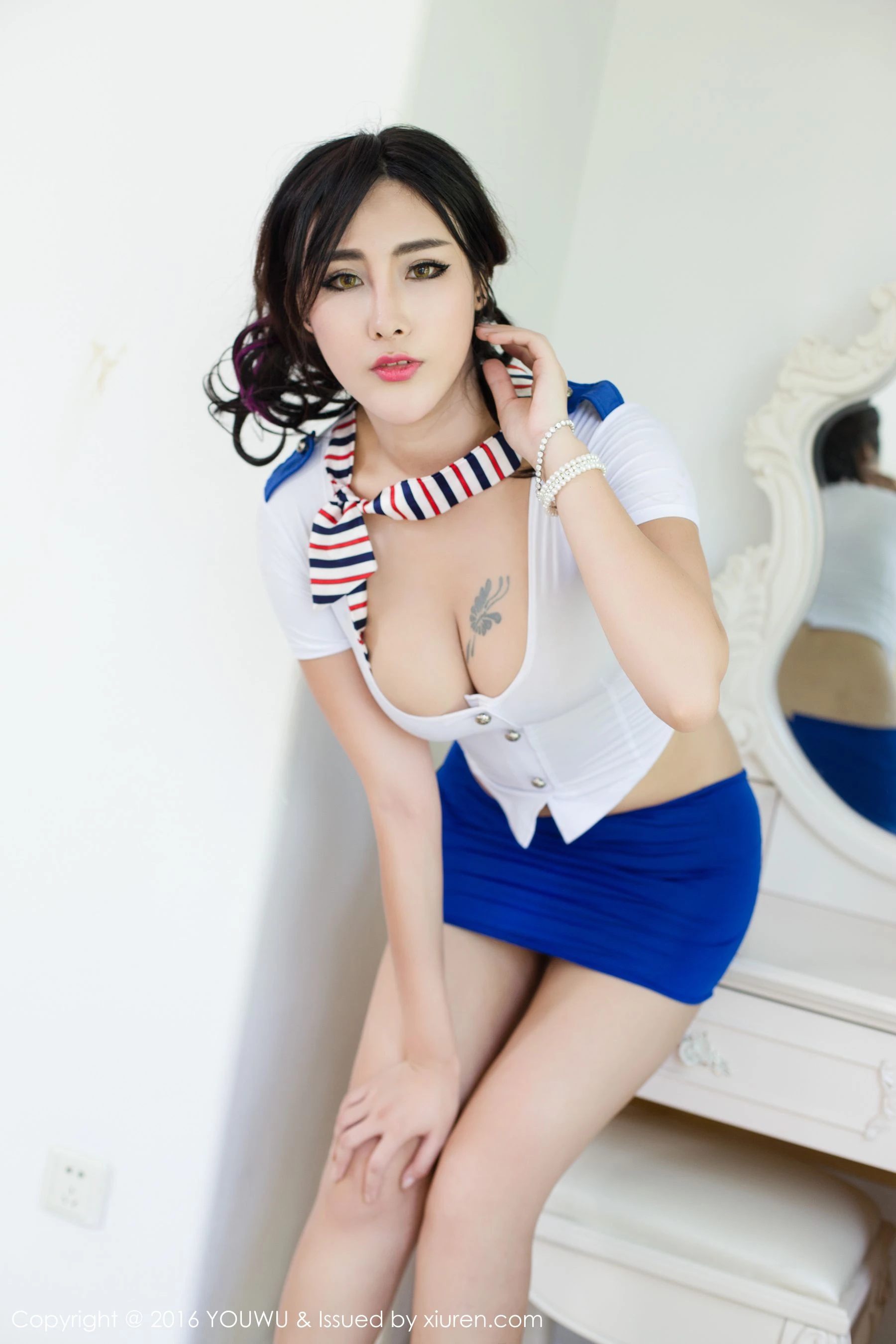 FoxYini孟狐狸《职业制服诱惑、惹火球衣、性感内衣》 尤物馆 Vol.031插图4