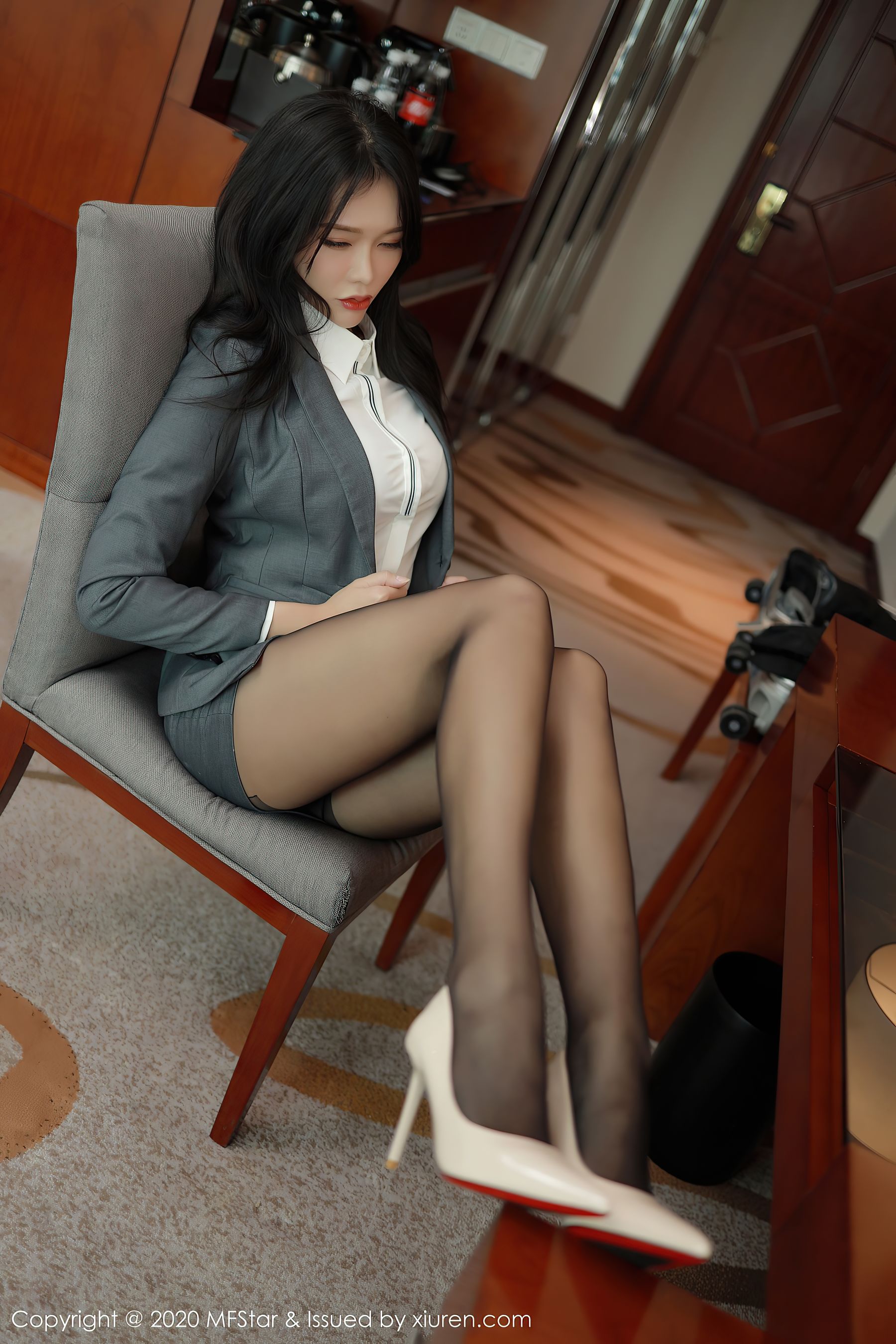 模范学院 Vol.426 娜比插图5