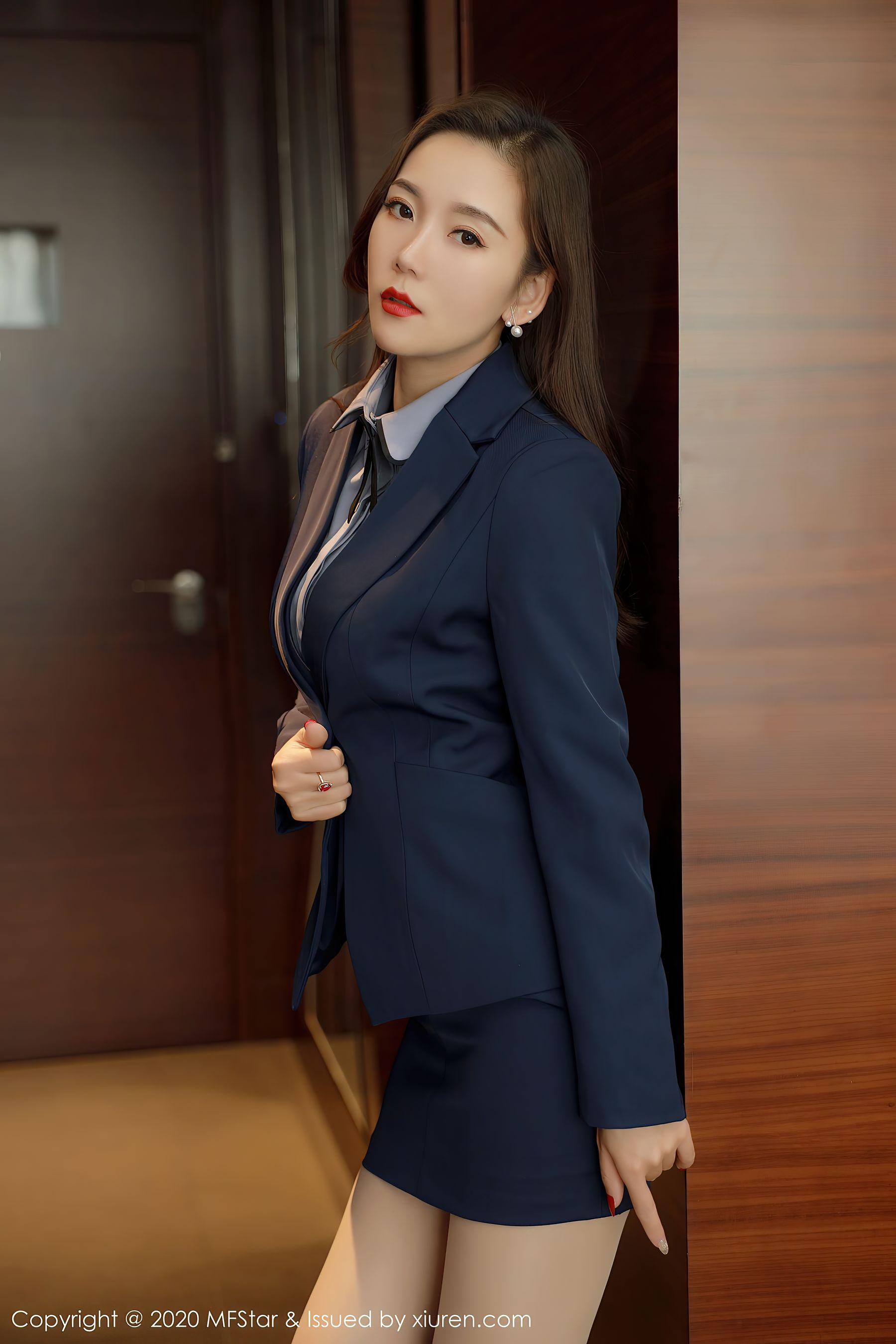 模范学院 Vol.425 艾静香插图4