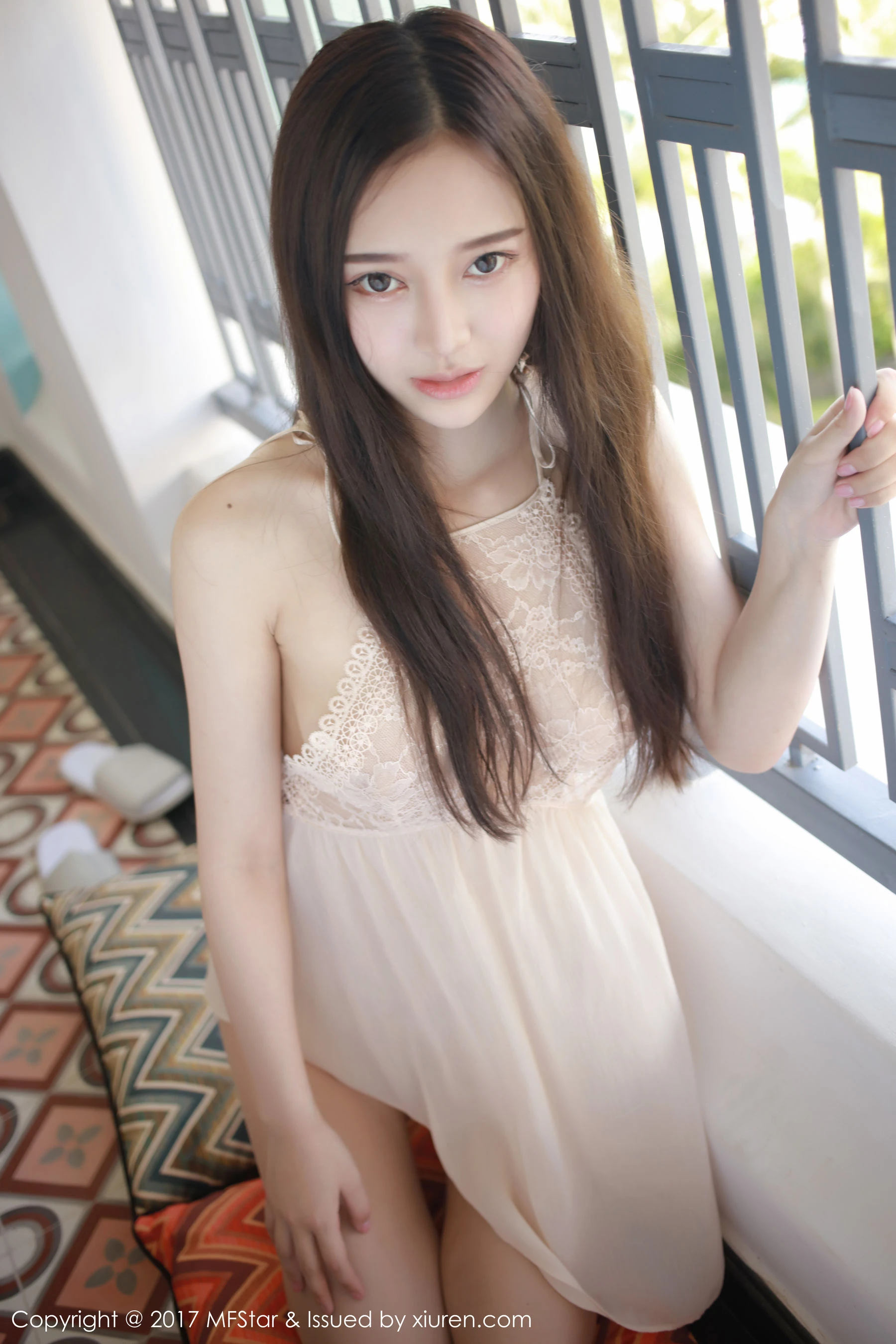 唐琪儿il《蕾丝服饰装扮下的美人》 模范学院 VOL.101|图集秀