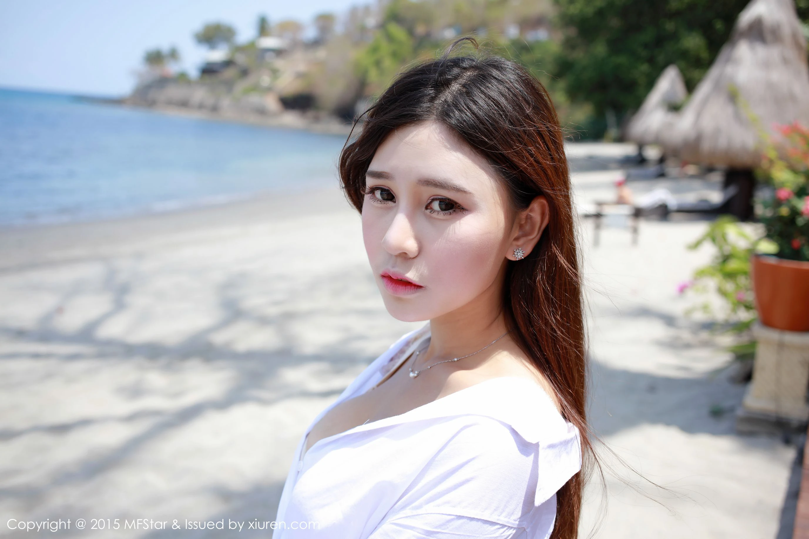 Milk楚楚《龙目岛旅拍》白衬衫+束缚比基尼 模范学院 Vol.026插图7