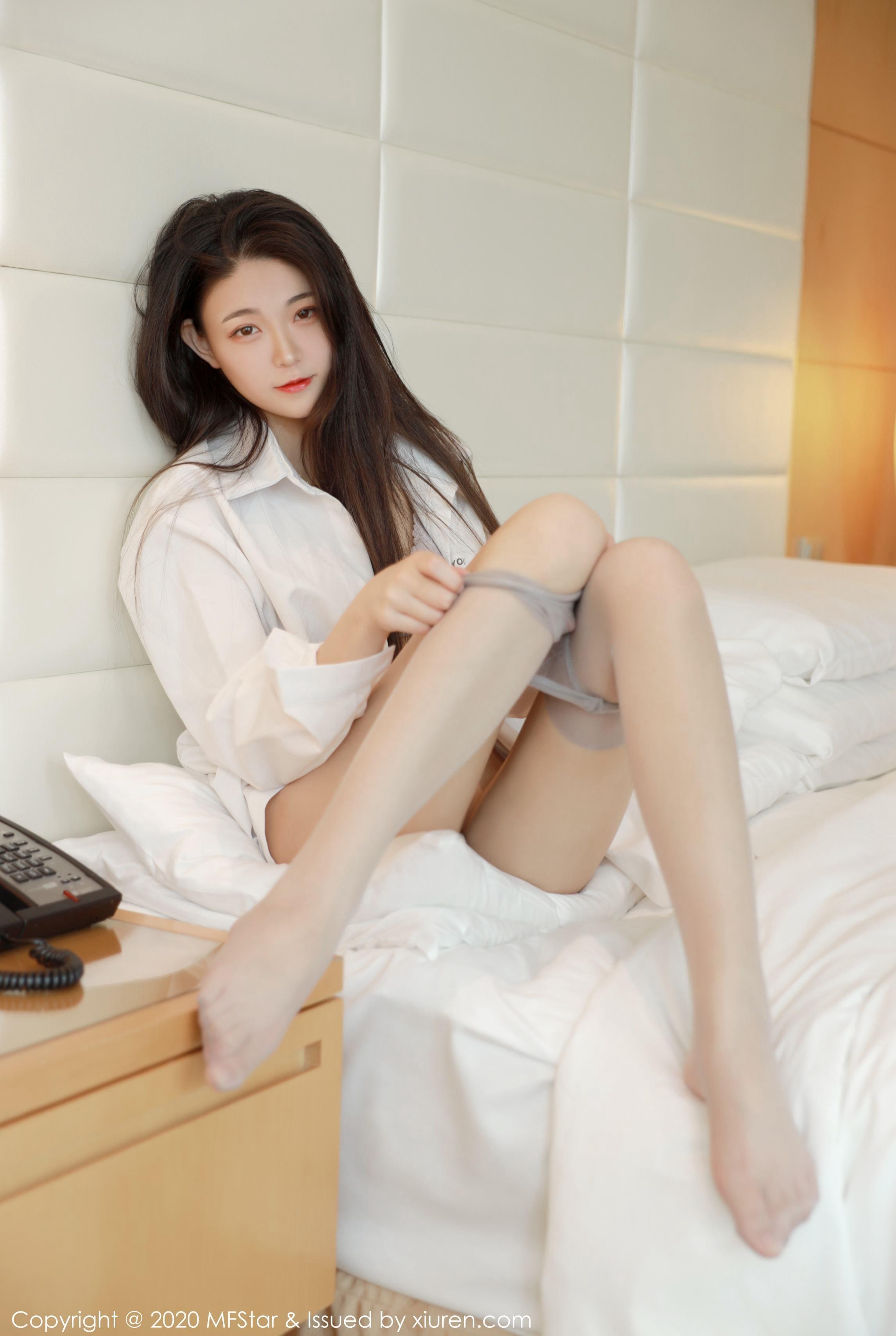 模范学院 VOL.321 Laura张小妮插图6