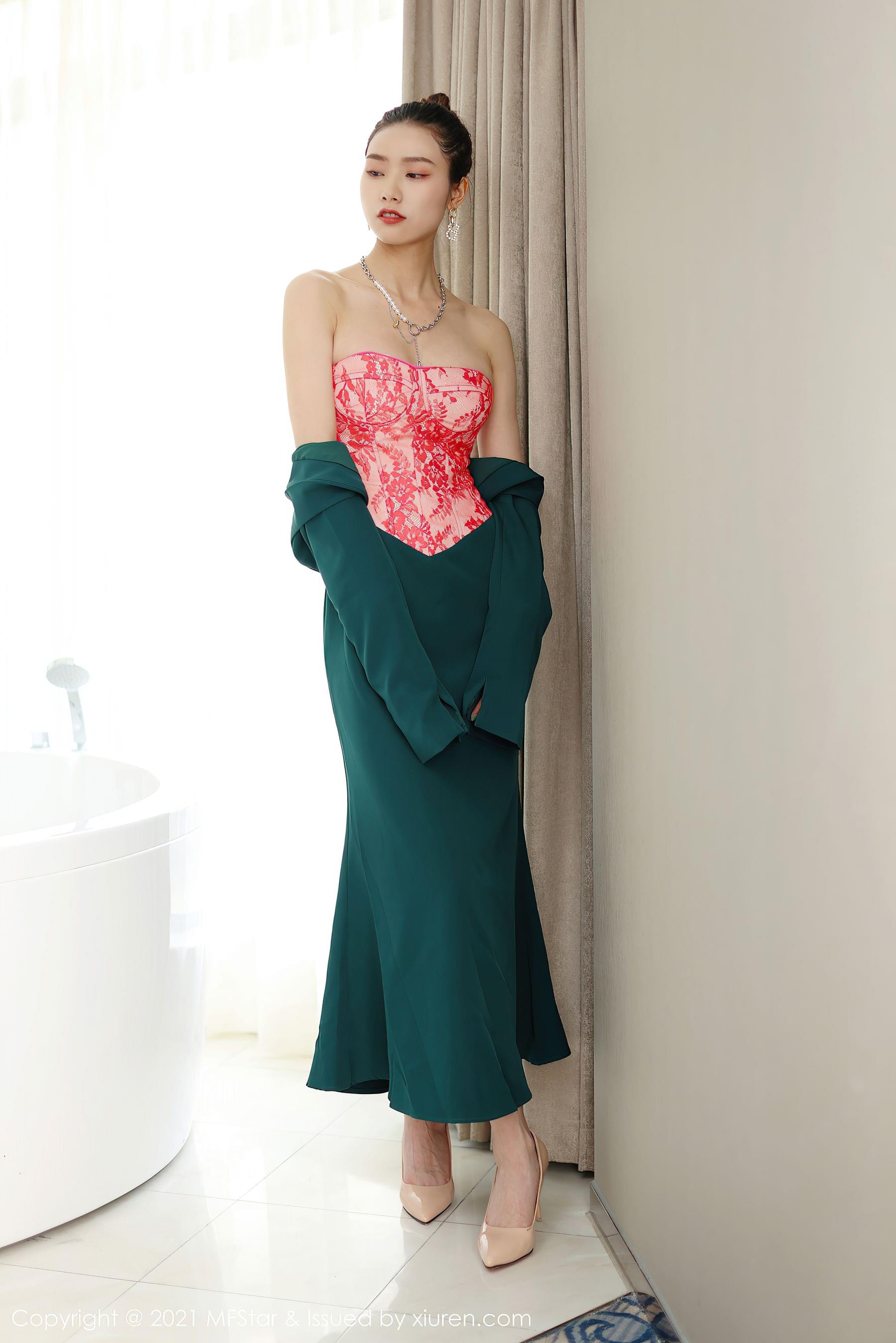 模范学院 Vol.500 方子萱插图2