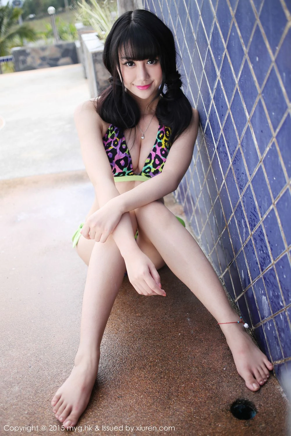 杨晓青儿《比基尼+校服外拍》 美媛馆 Vol.096插图4