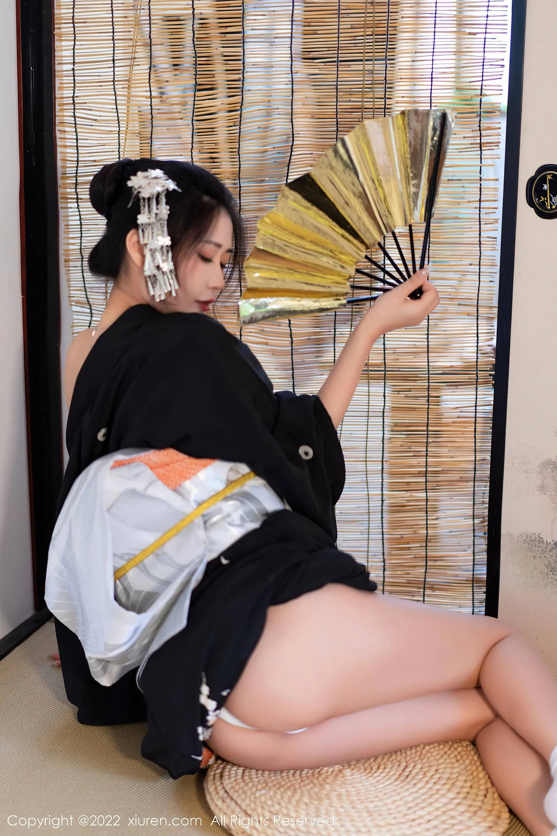 秀人网 No.5932 laura阿姣 和服美腿第4张