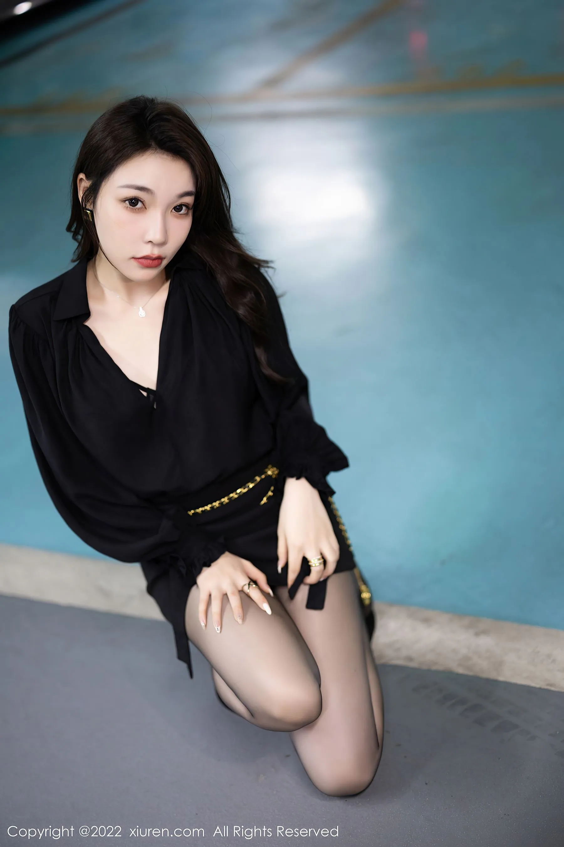  秀人网 No.6033 徐莉芝Booty 黑丝美腿第18张