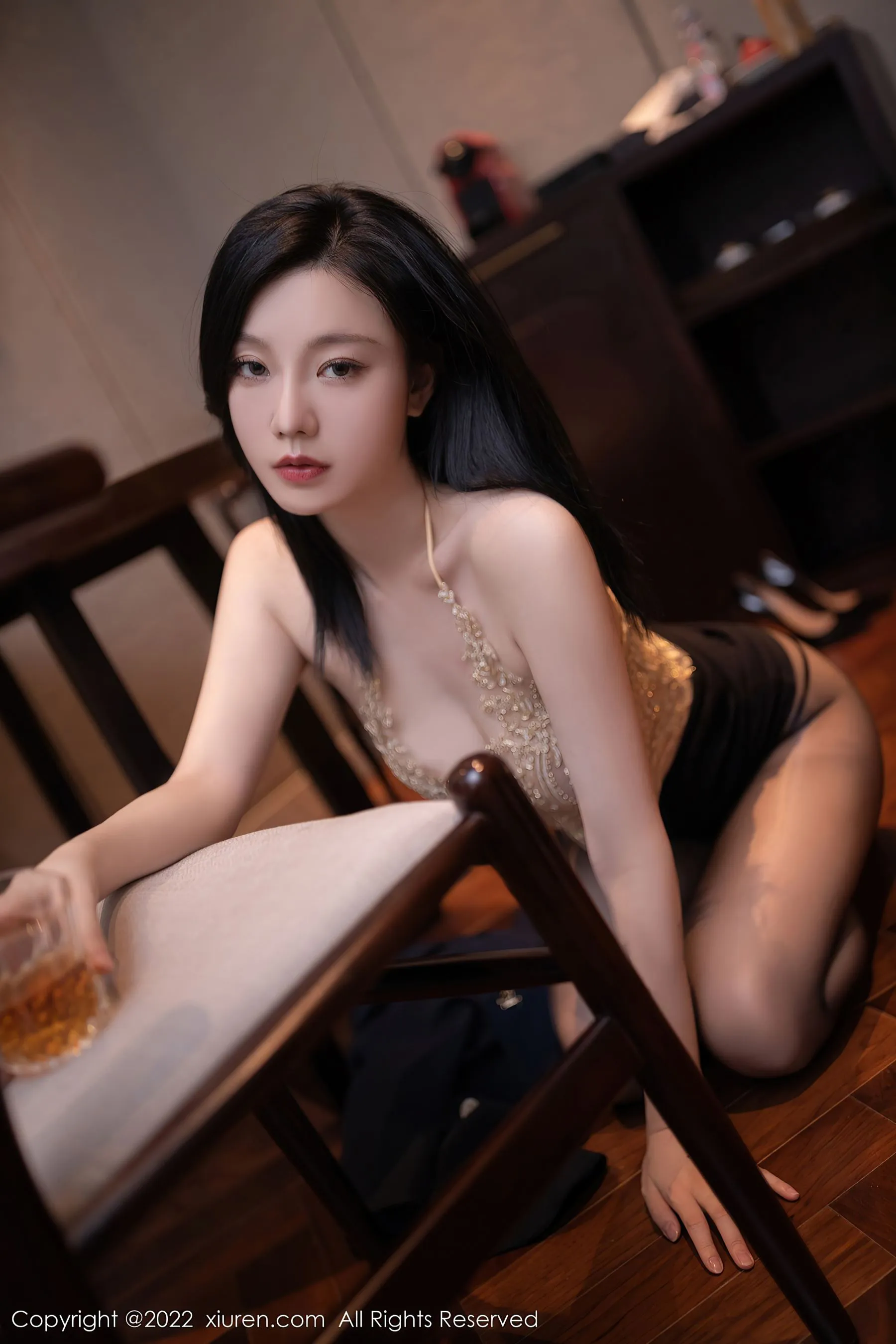  秀人网 No.6051 安然anran 黑丝美腿第2张