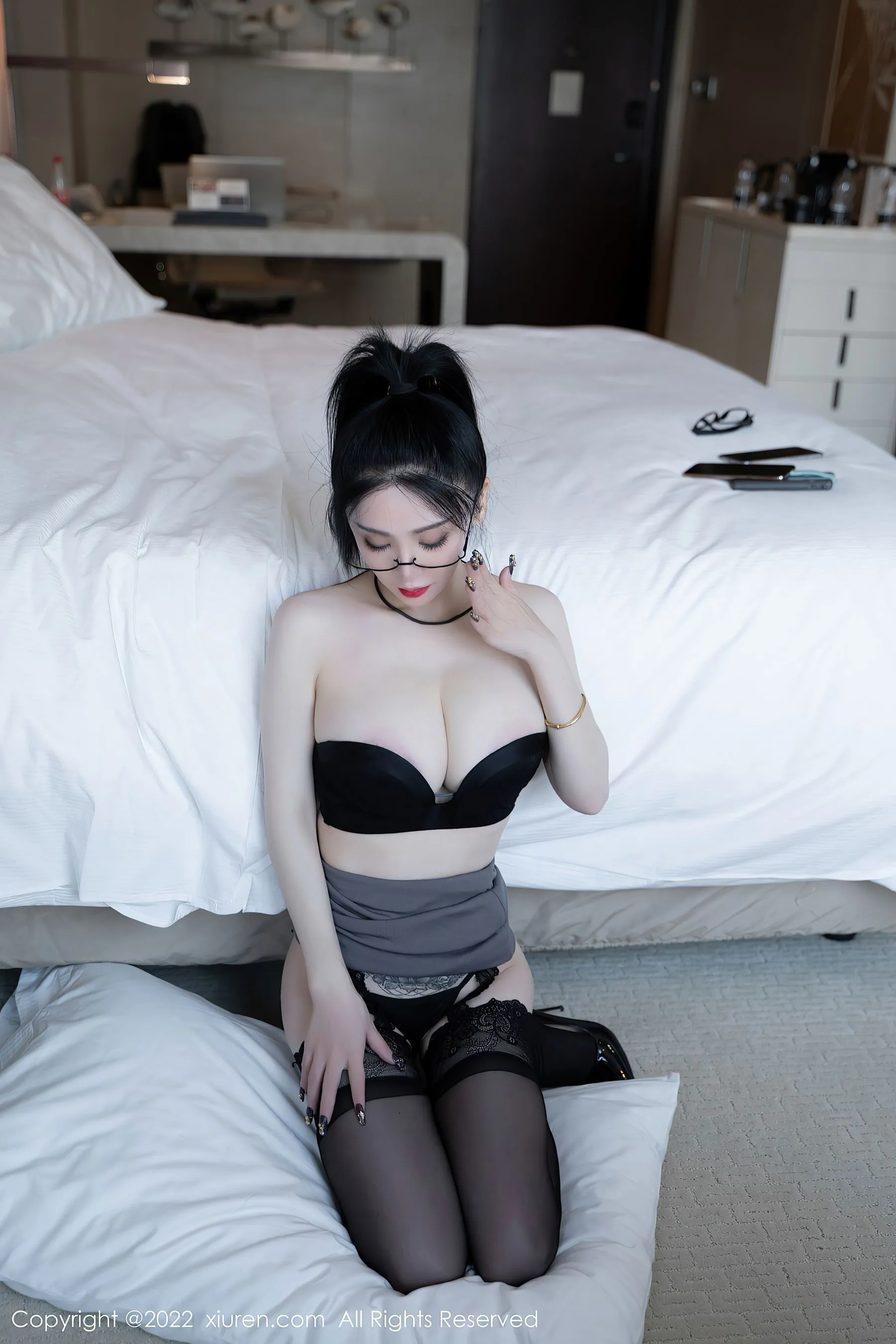 秀人网 No.5856 潘娇娇 黑丝美臀第8张