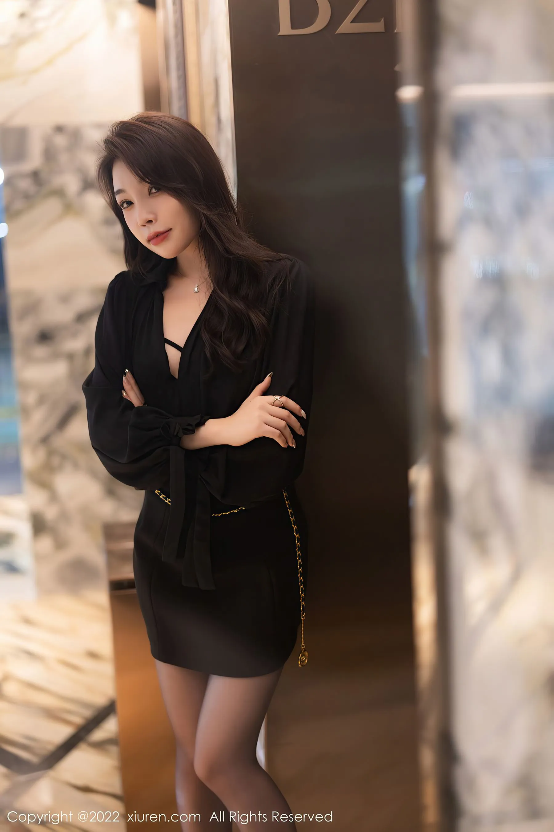  秀人网 No.6033 徐莉芝Booty 黑丝美腿第19张