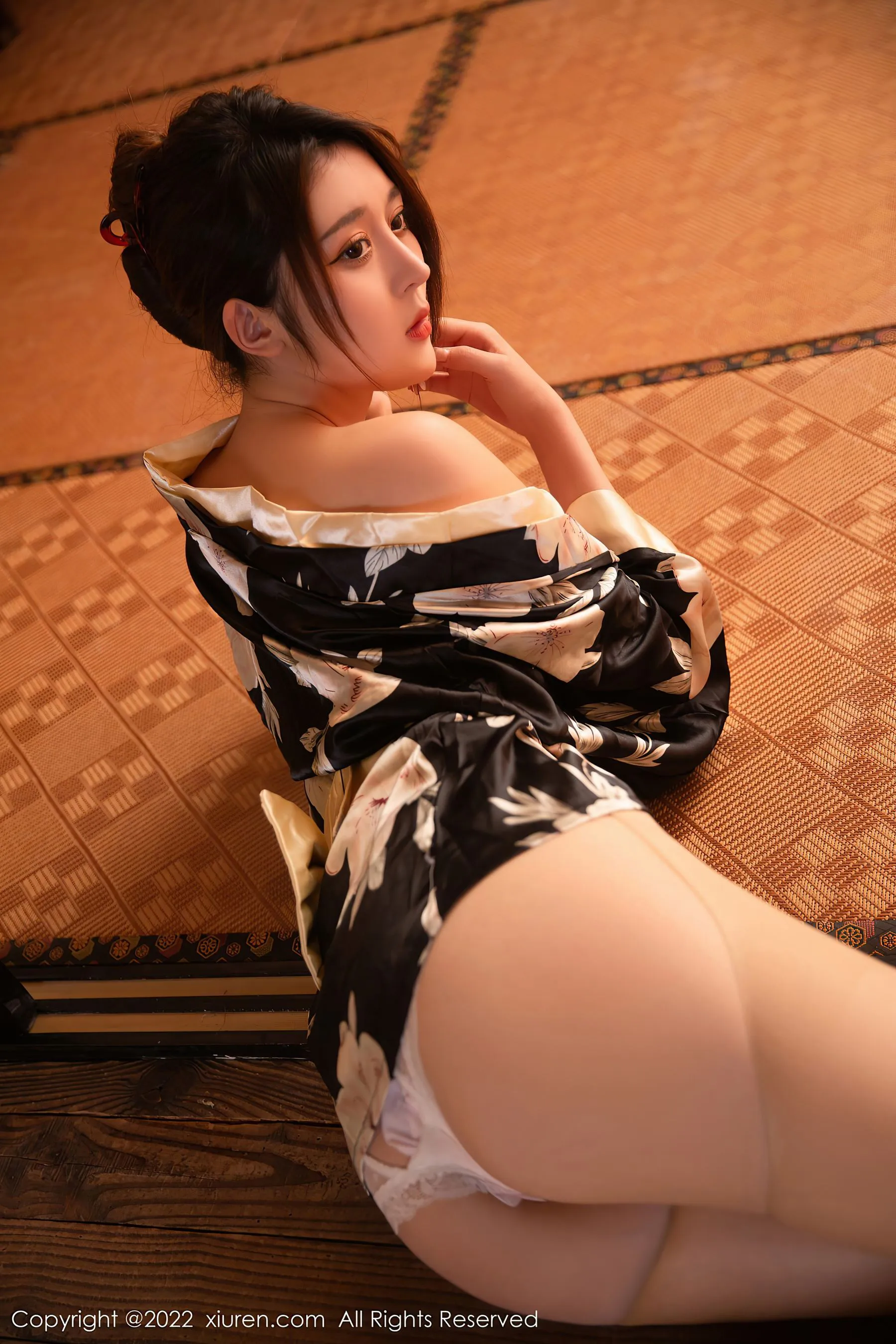 秀人网 No.5942 夏甜甜 和服美腿第15张