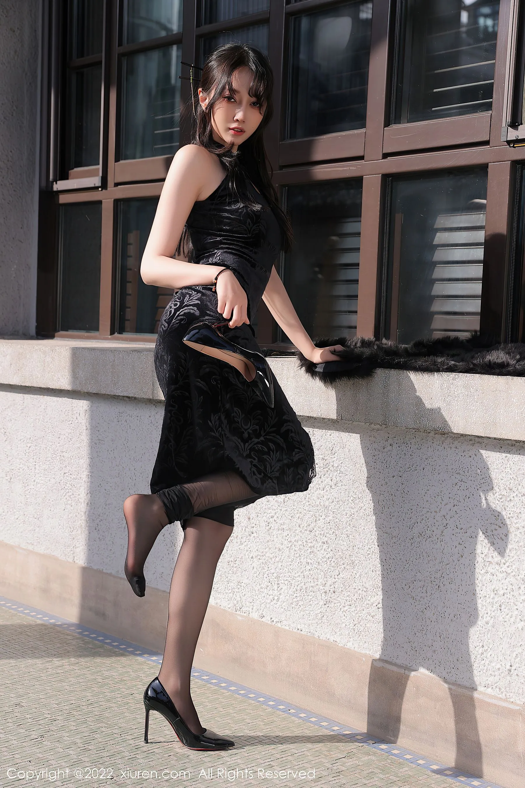  秀人网 No.6050 玥儿玥er 黑丝美腿第5张