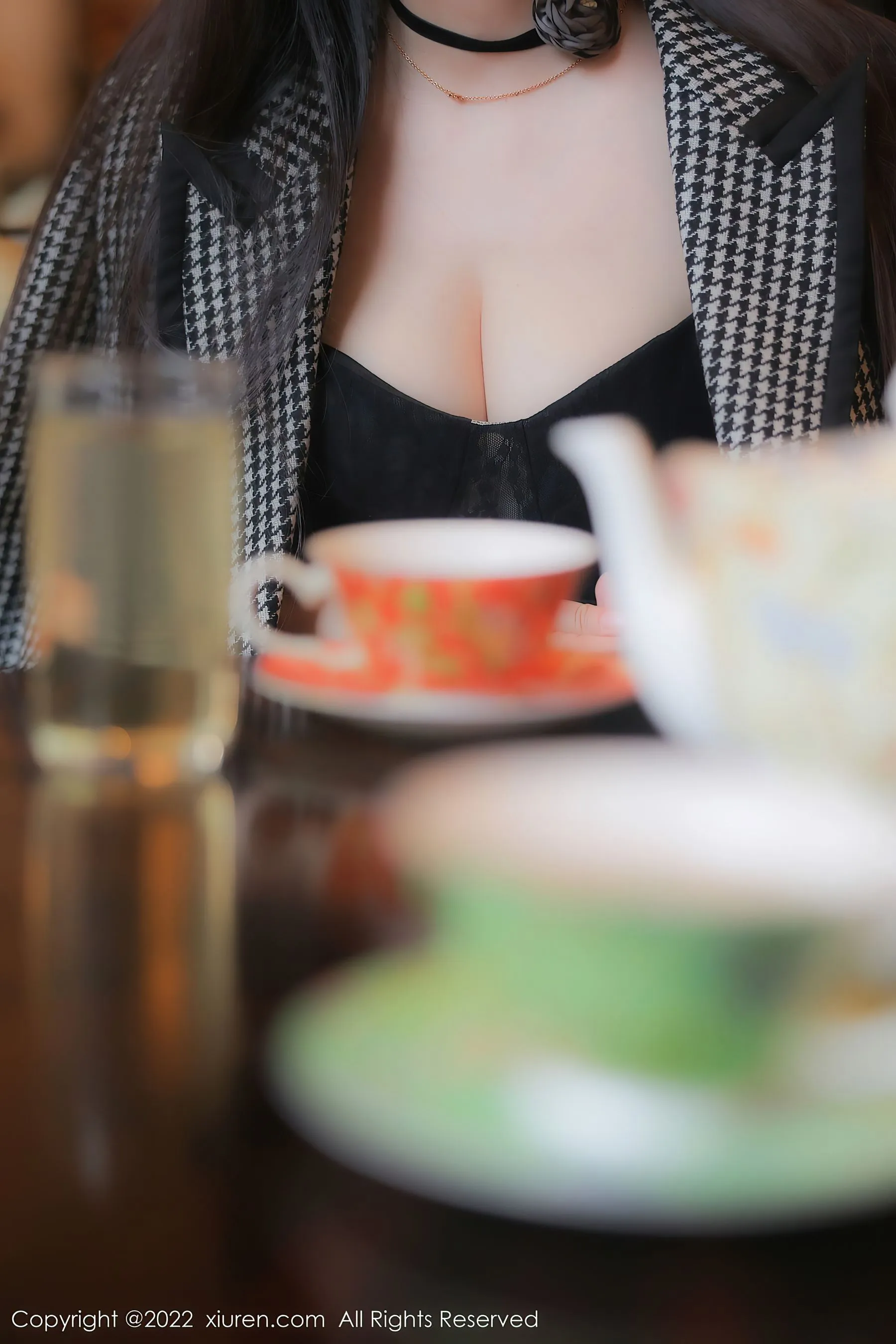  秀人网 No.6049 诗诗kiki 丰腴美臀第18张