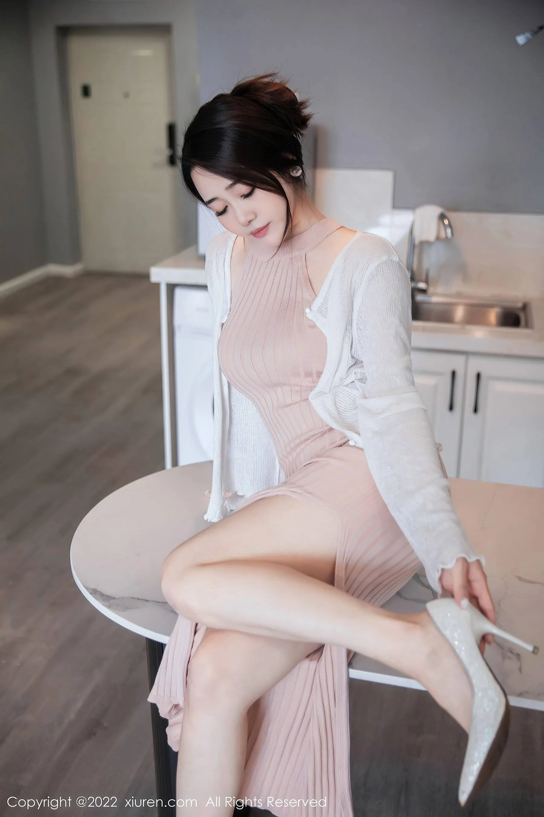  秀人网 No.6066 严利娅Yuliya 丰腴美臀第12张