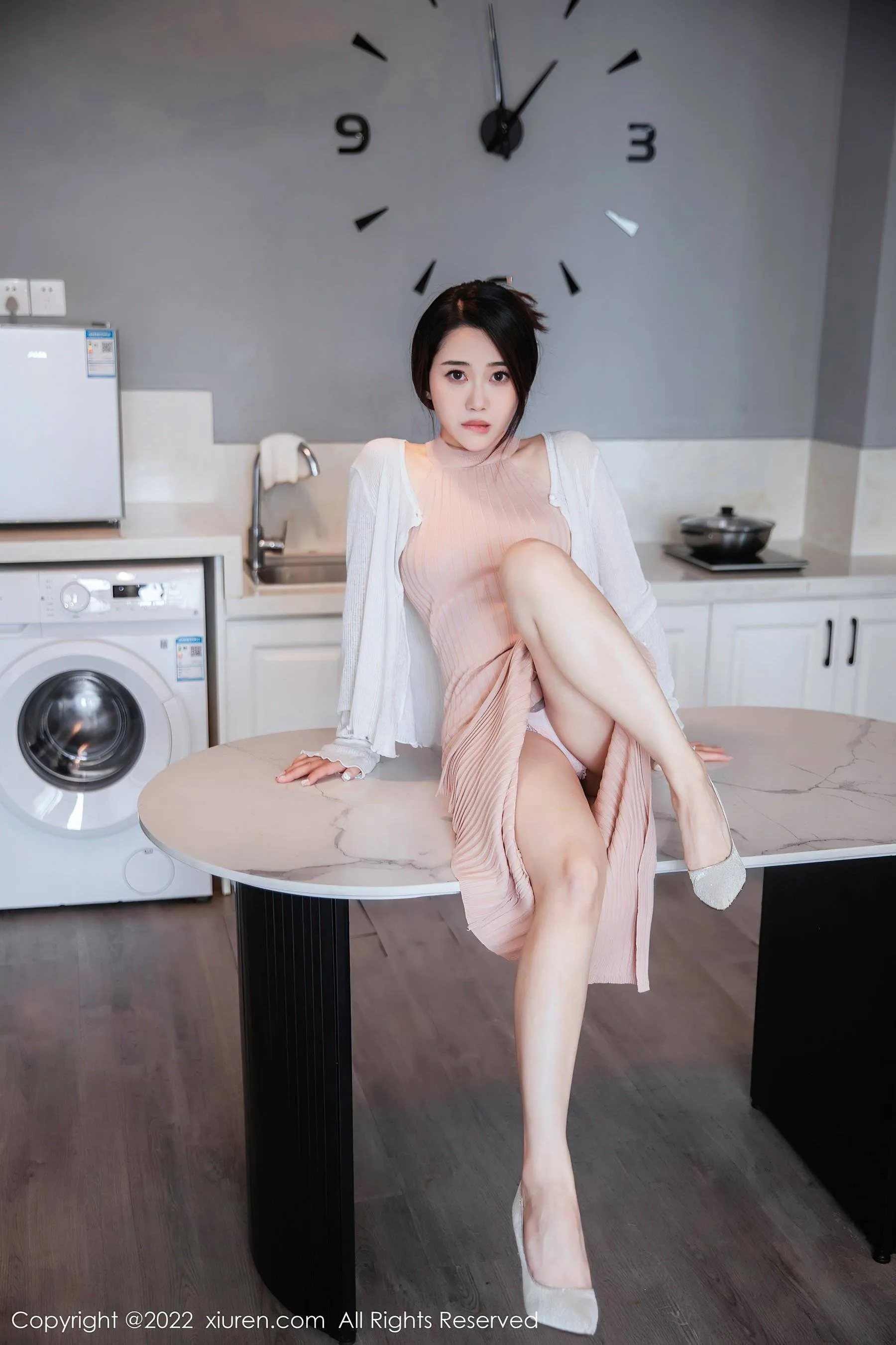  秀人网 No.6066 严利娅Yuliya 丰腴美臀第11张