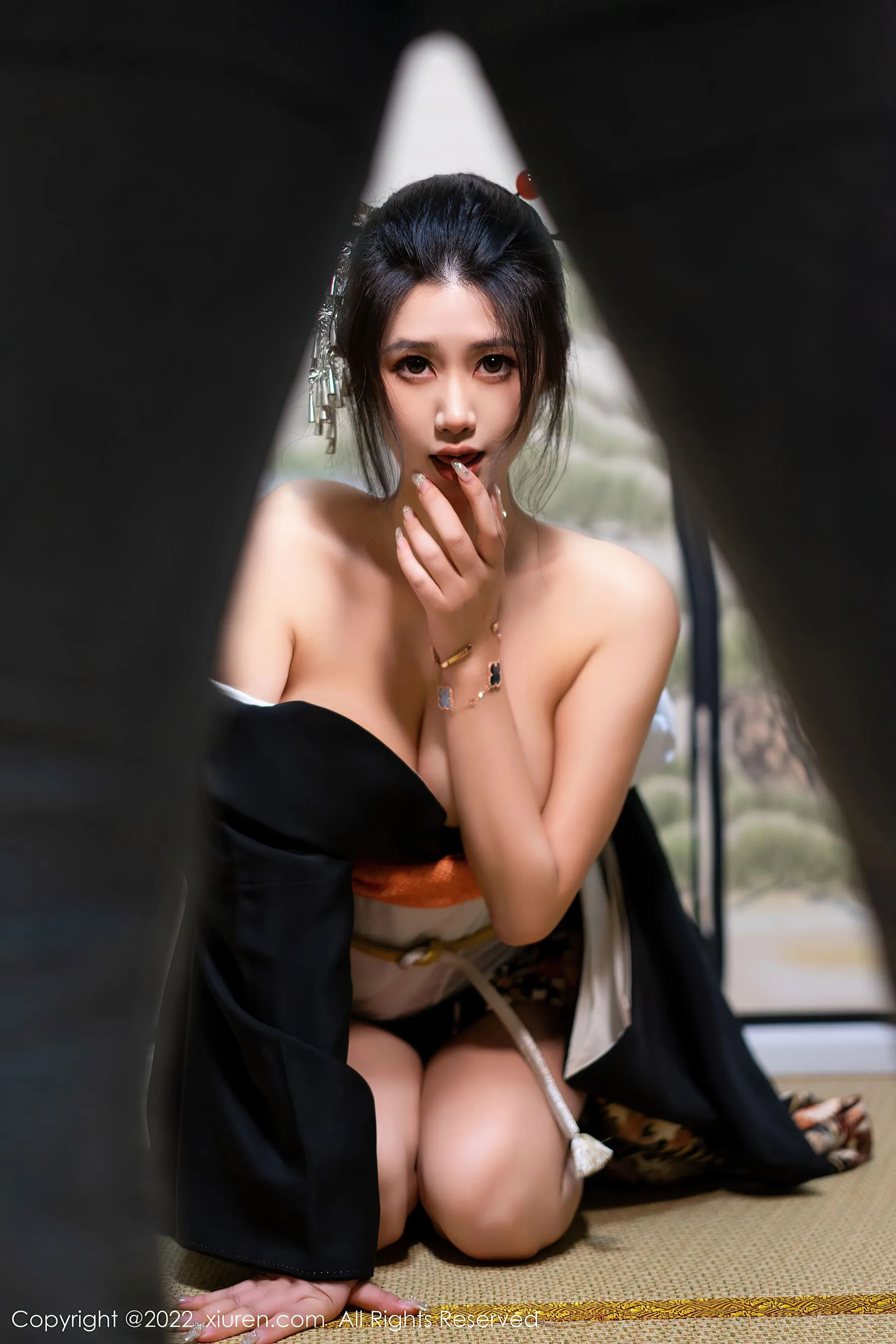 秀人网 No.5932 laura阿姣 和服美腿第10张