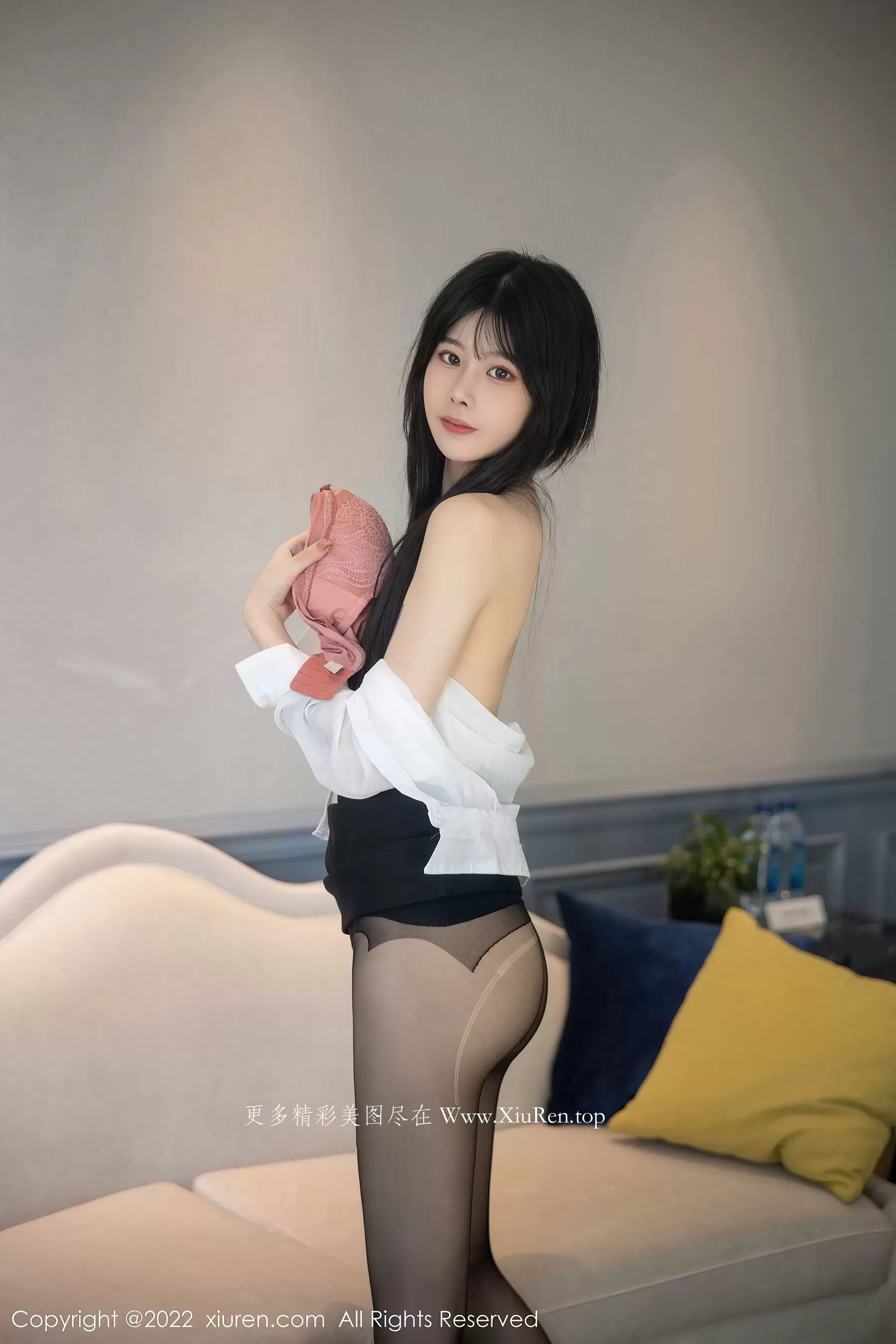 秀人网 No.5861 77qiqi 短裙黑丝第10张