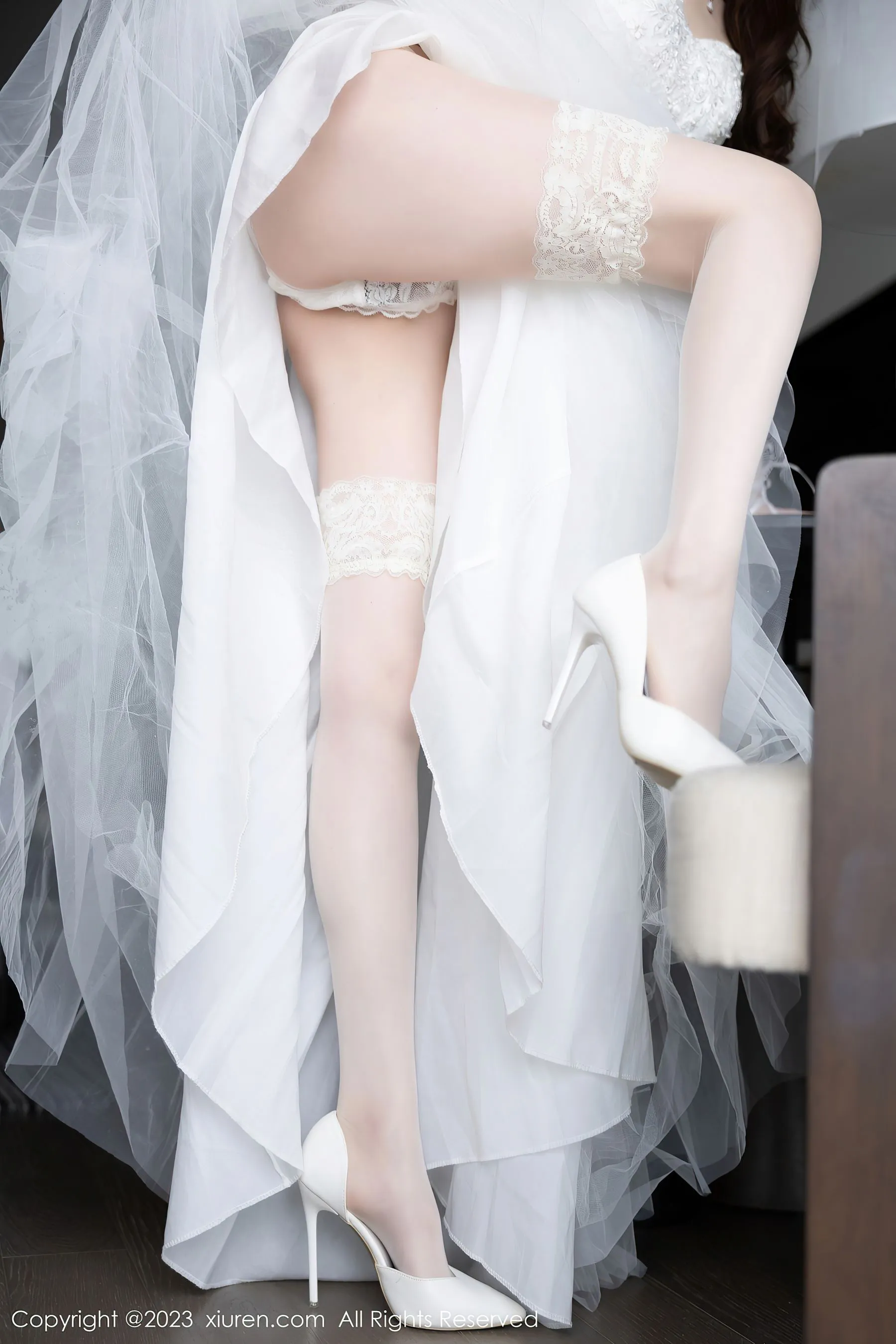 秀人网 No.6120 梦心玥 婚纱服第3张