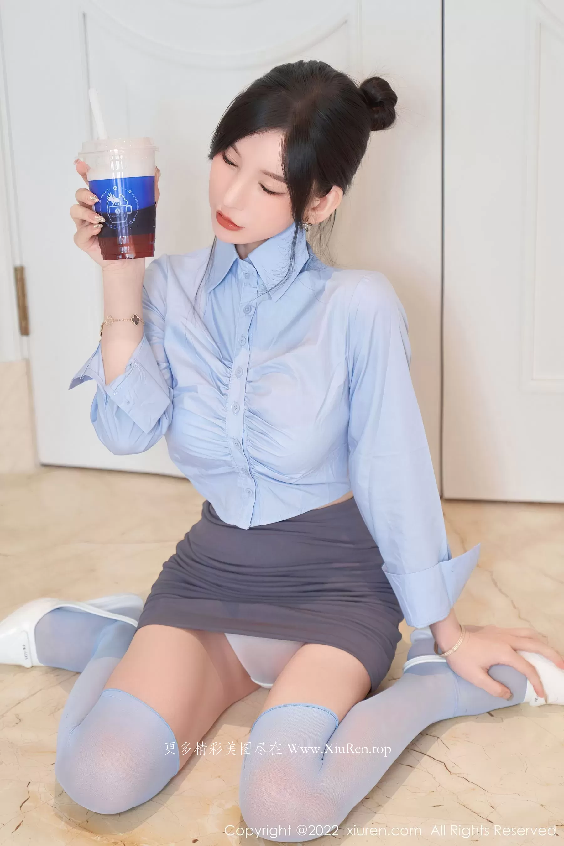  秀人网 No.5812 周于希Sally 短裙美臀第28张