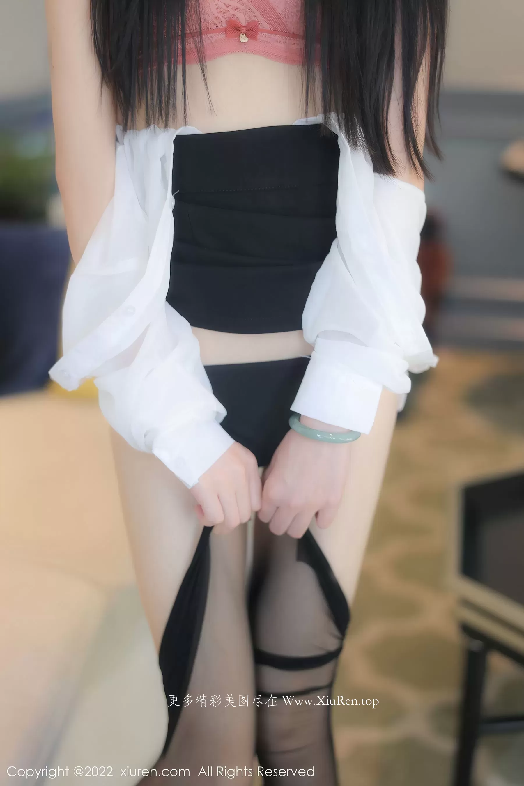  秀人网 No.5861 77qiqi 短裙黑丝第4张