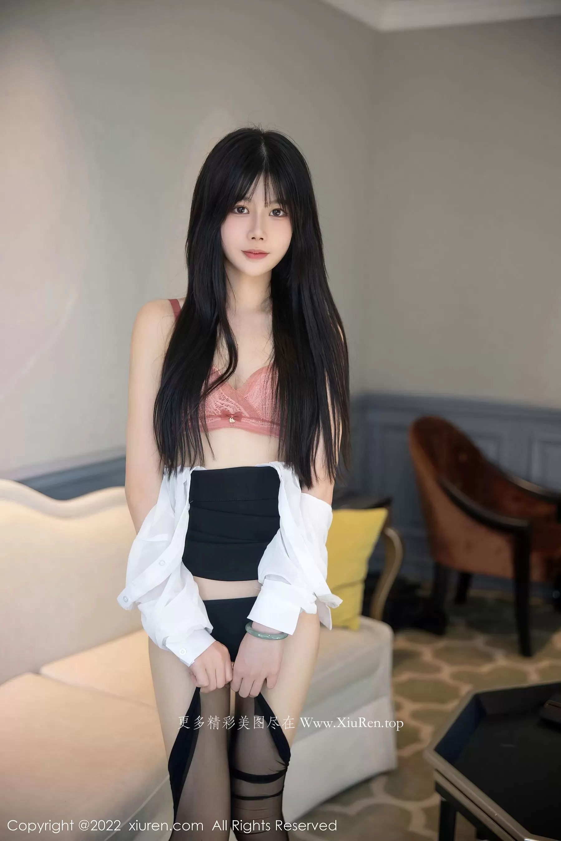  秀人网 No.5861 77qiqi 短裙黑丝第5张