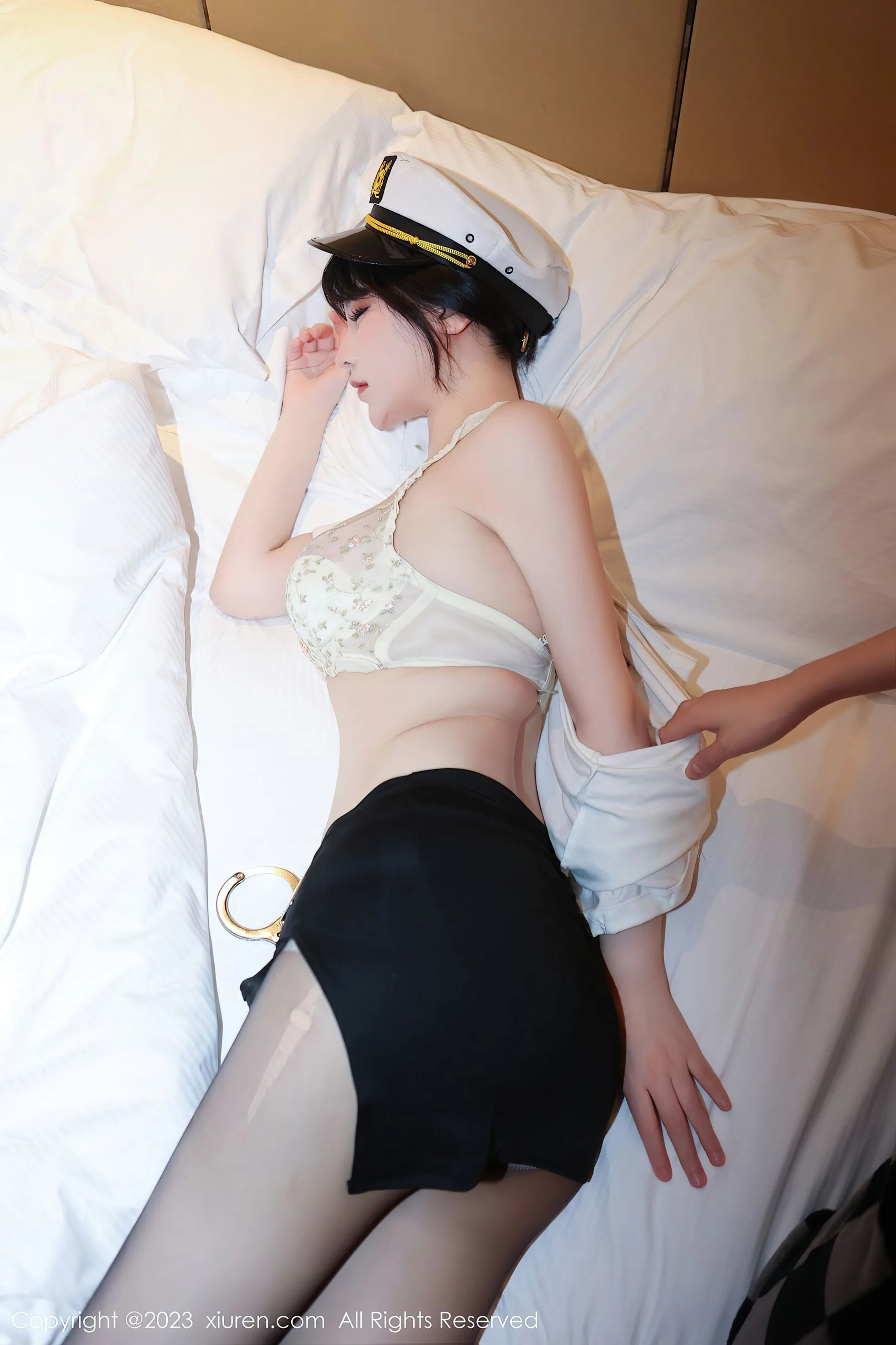 秀人网 No.6328 桃桃子_ 制服短裙插图7