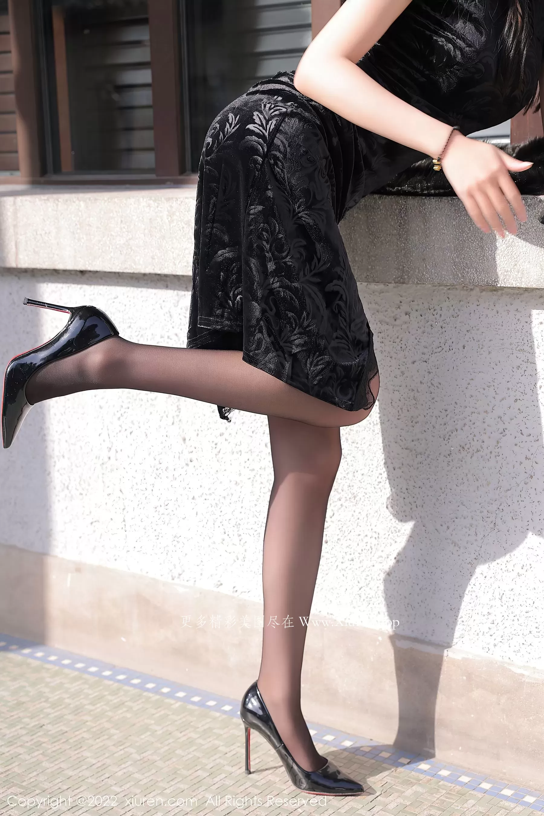  秀人网 No.6050 玥儿玥er 黑丝美腿第21张