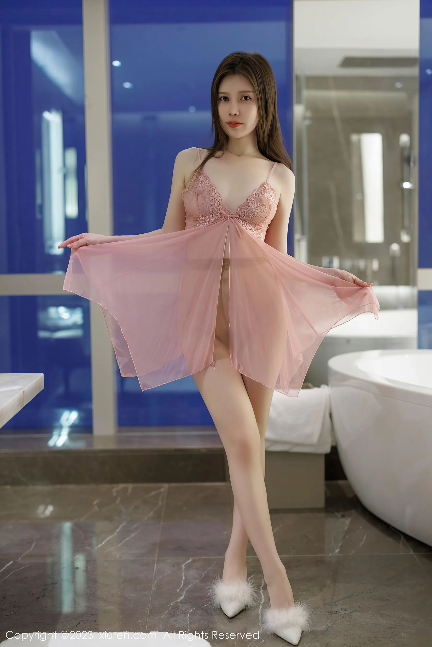 秀人网 No.6687 吴雪瑶 睡裙美腿插图3