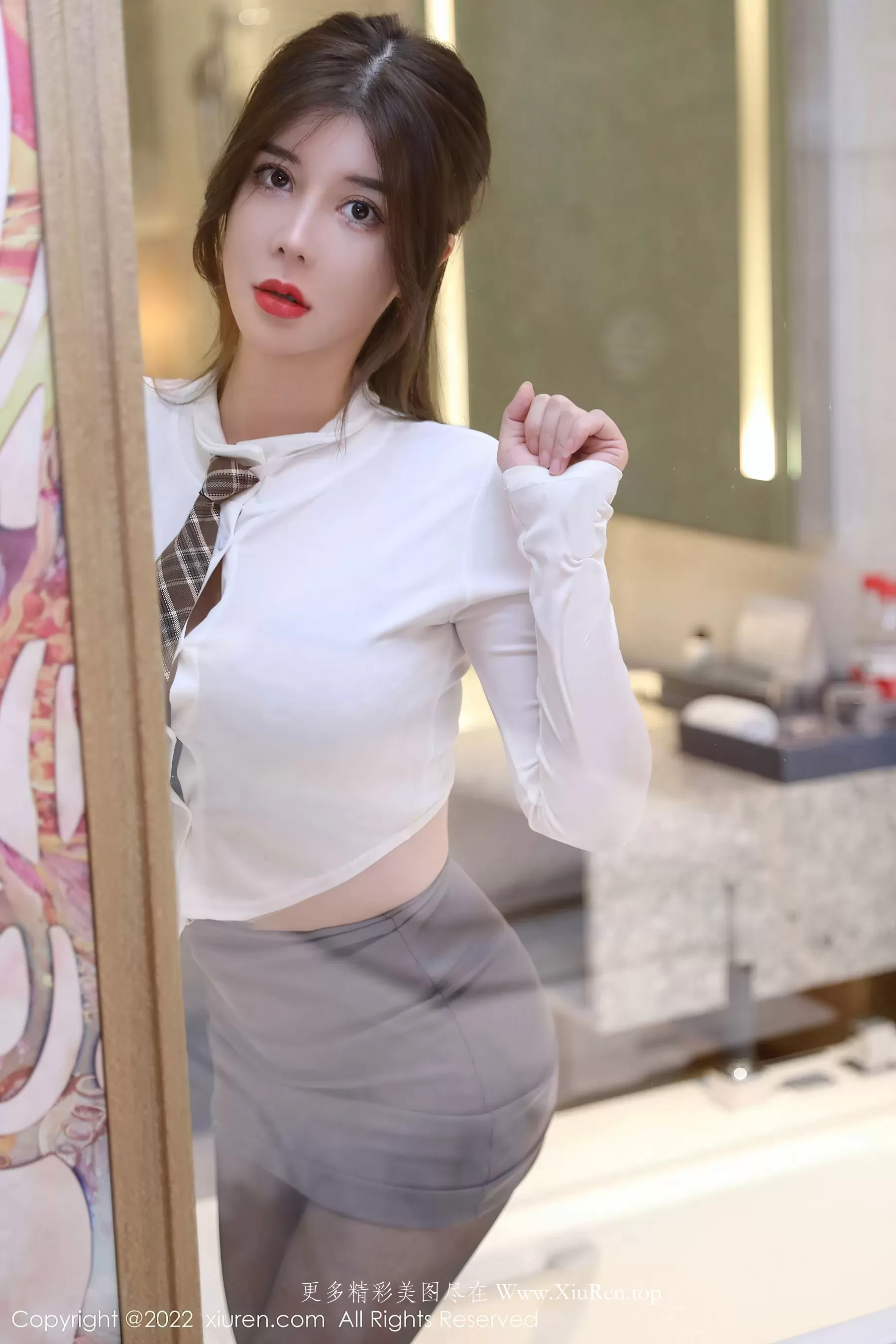  秀人网 No.5961 周jojobaby 黑丝短裙第18张