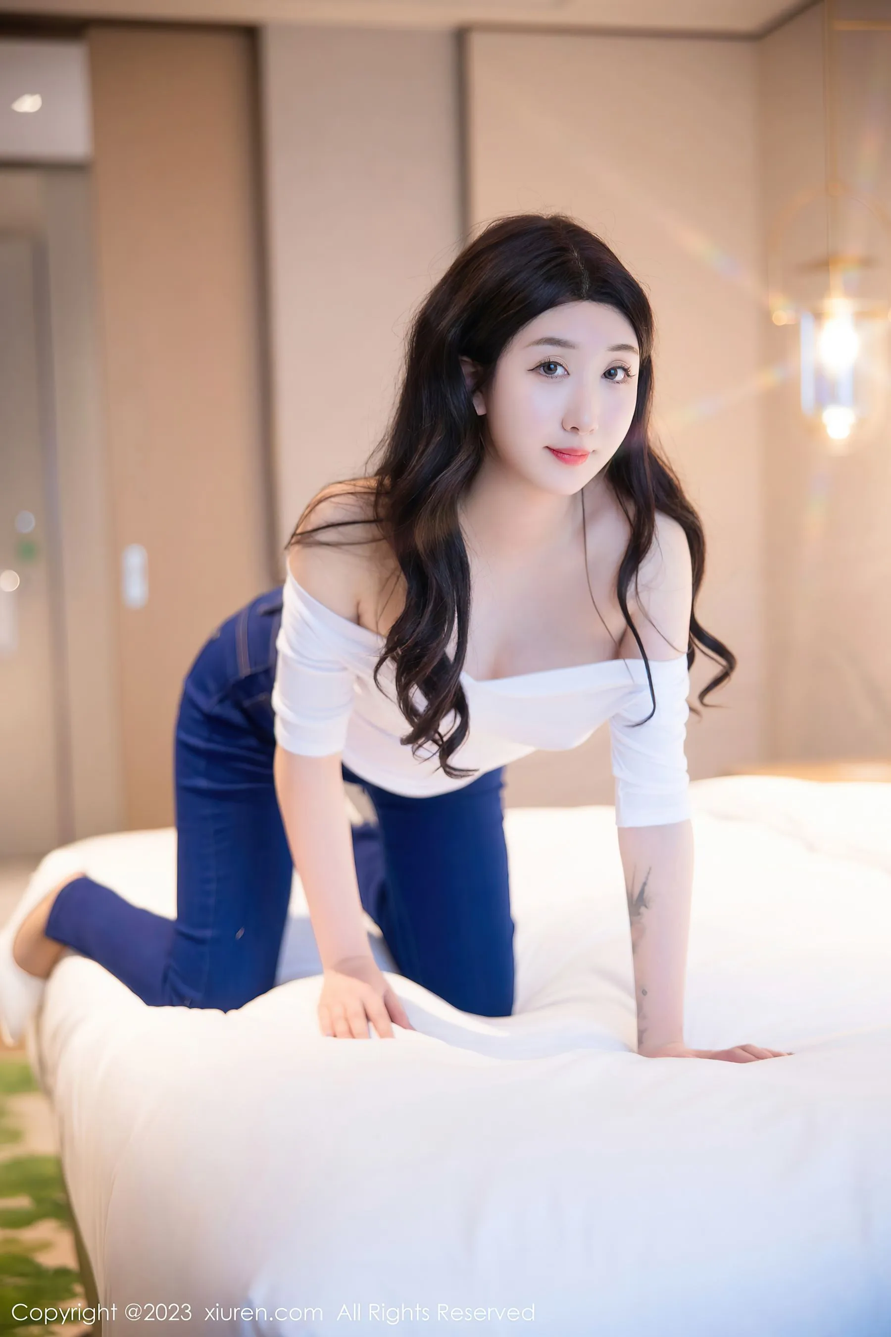 秀人网 No.6570 江真真 牛仔裤美臀插图3