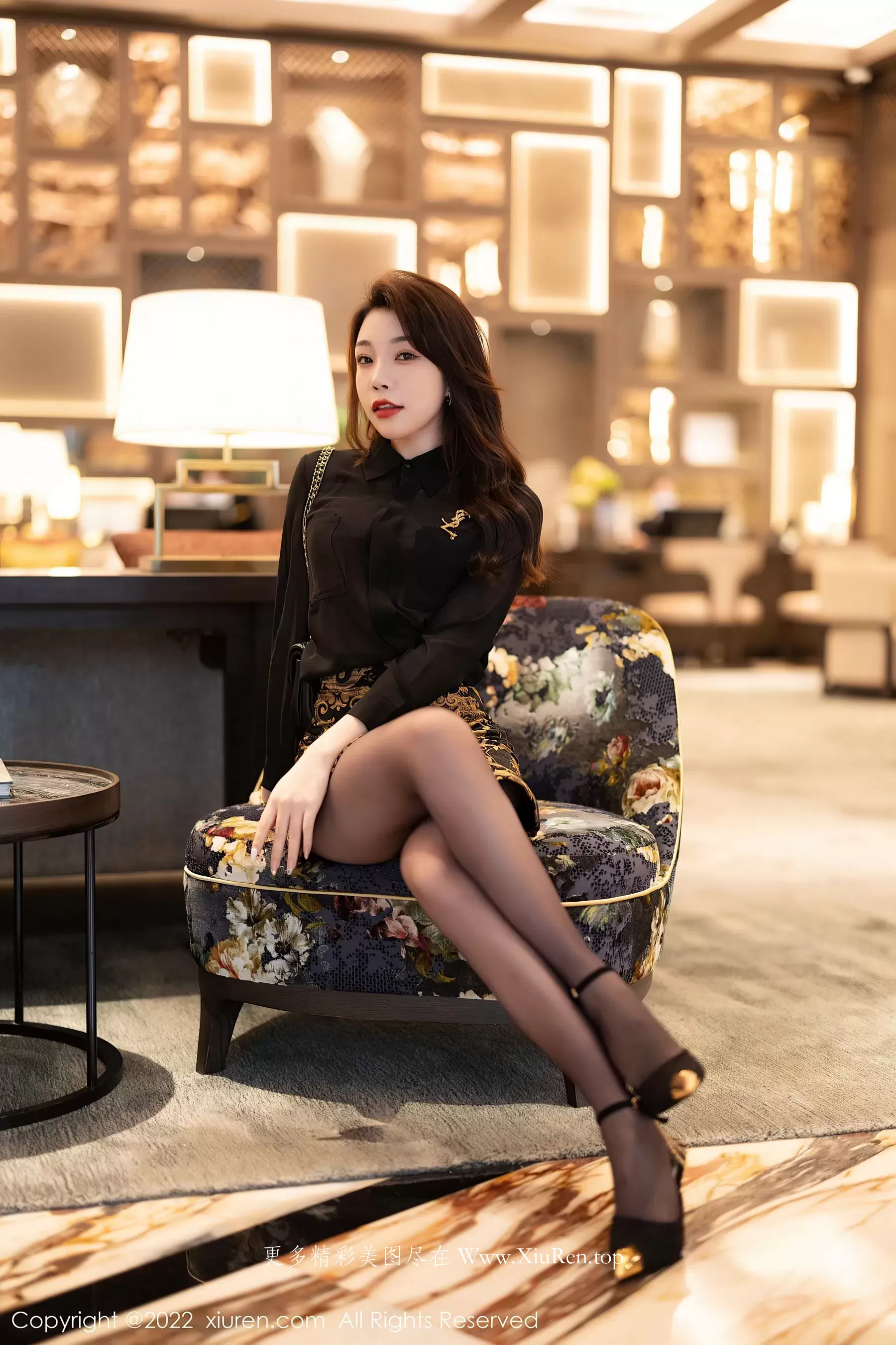  秀人网 No.5953 徐莉芝Booty 黑丝长腿第22张