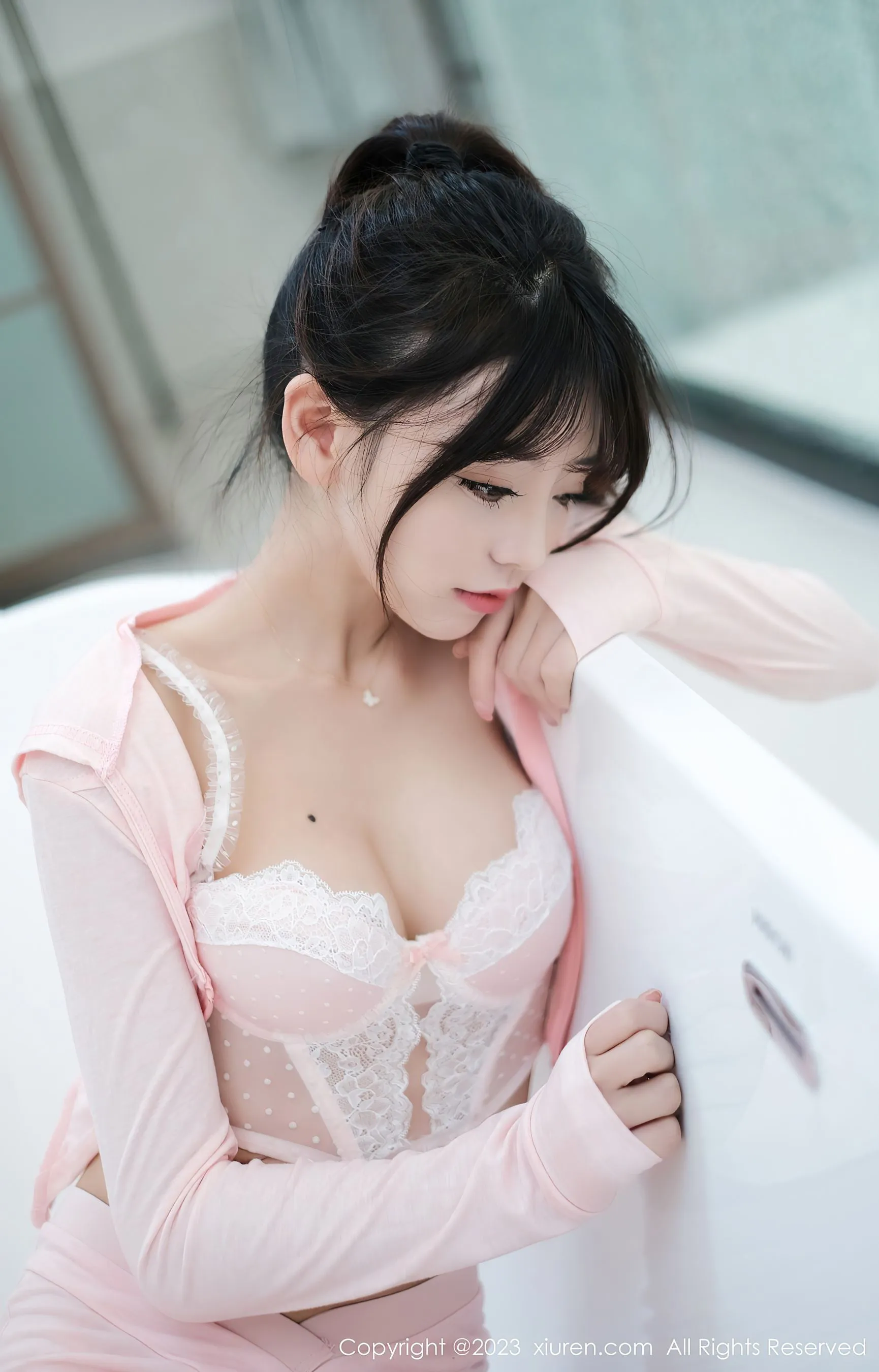 秀人网 No.6490 佘贝拉Bella 清纯美腿插图4