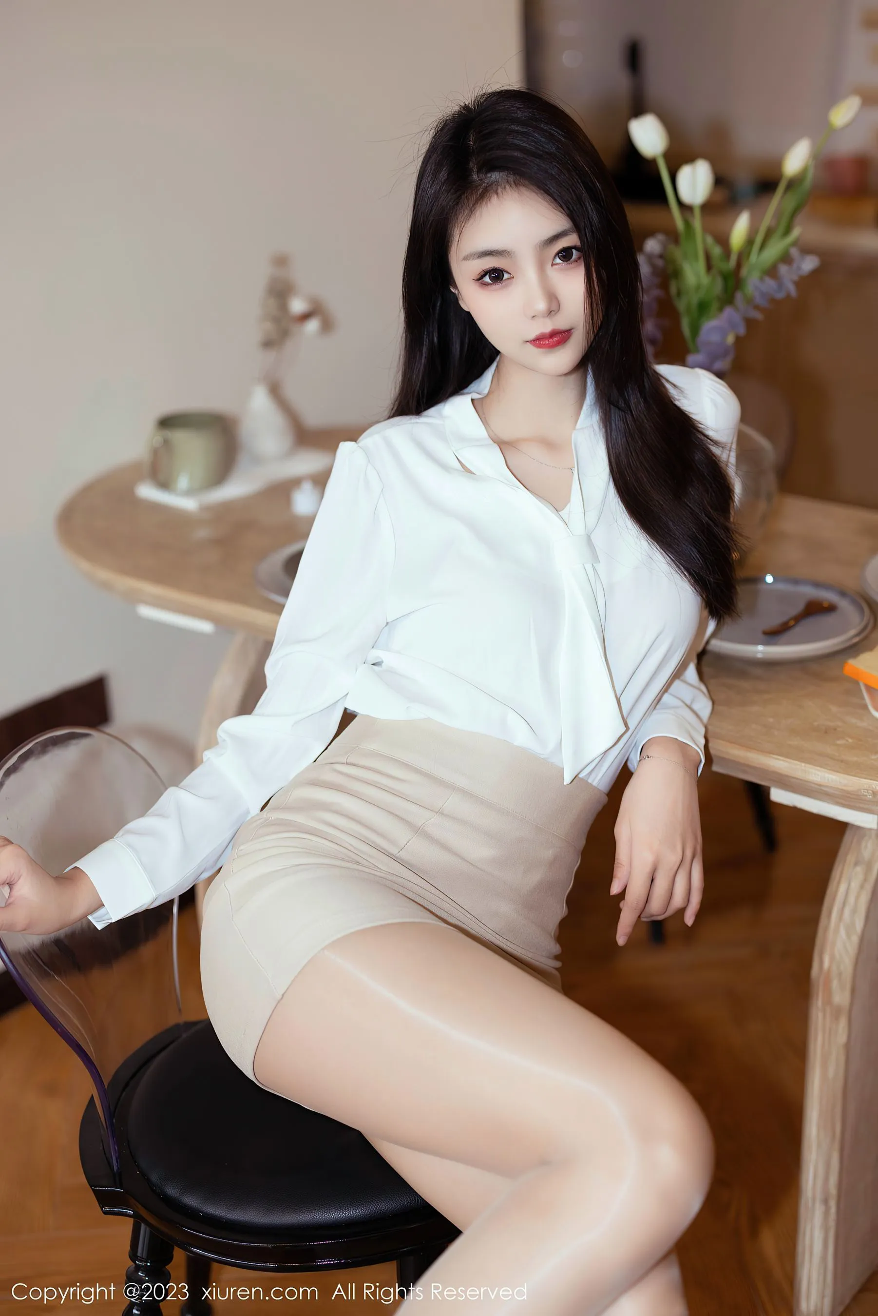 秀人网 No.6465 可樂Vicky 短裙美腿插图4