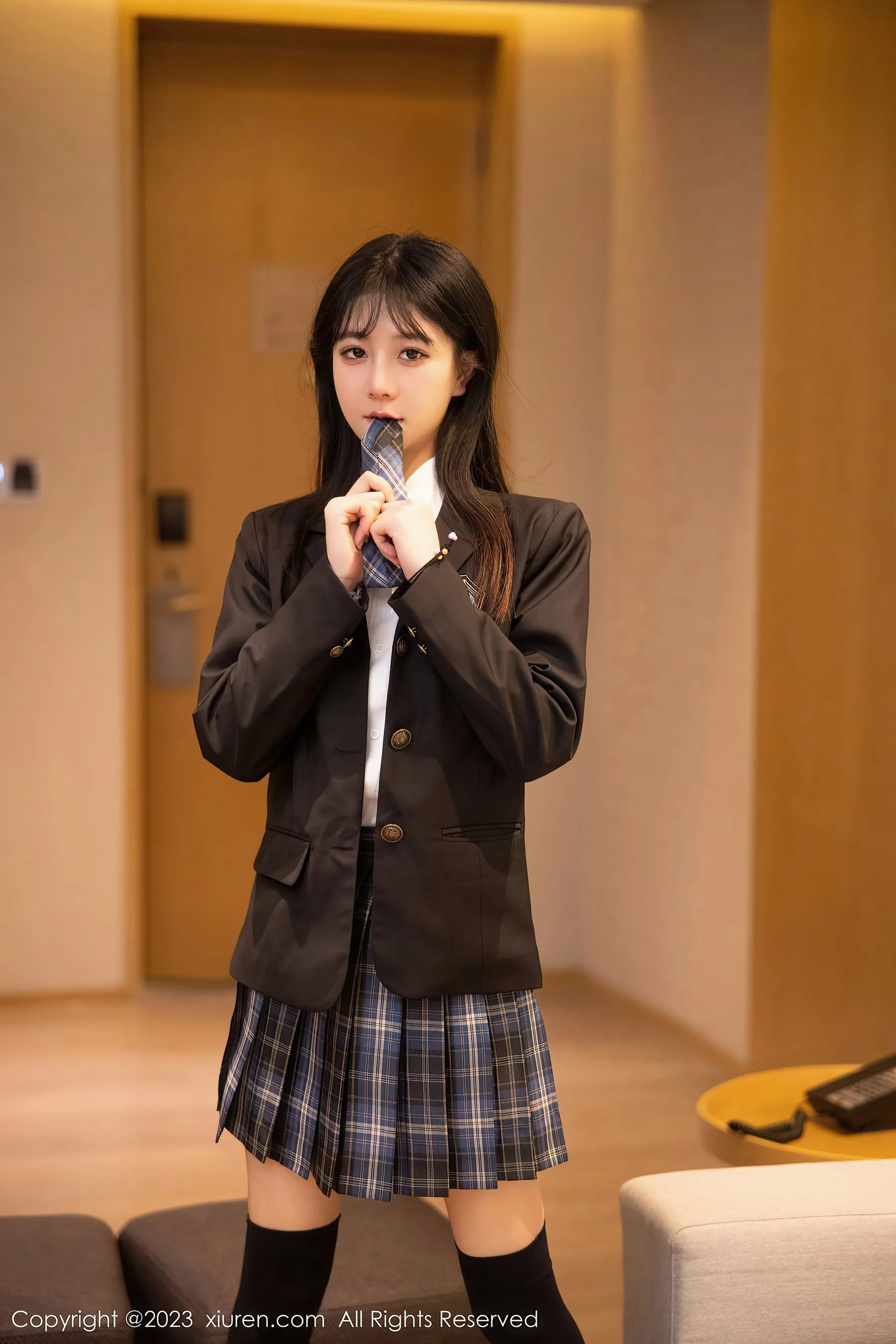 秀人网 No.6662 幼幼 制服美腿插图2