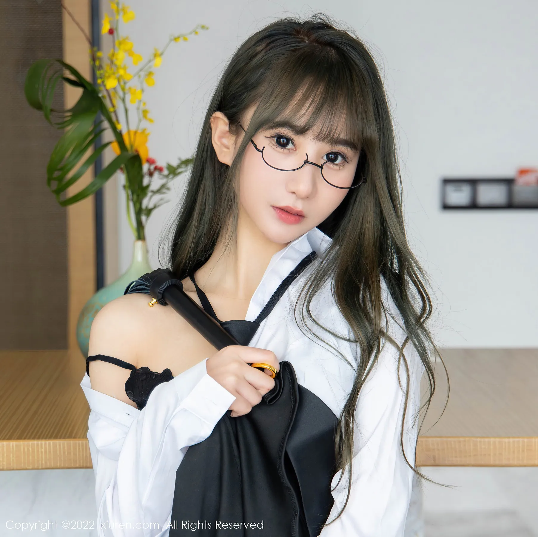 秀人网 No.4789 小果冻儿 白T学生装插图2