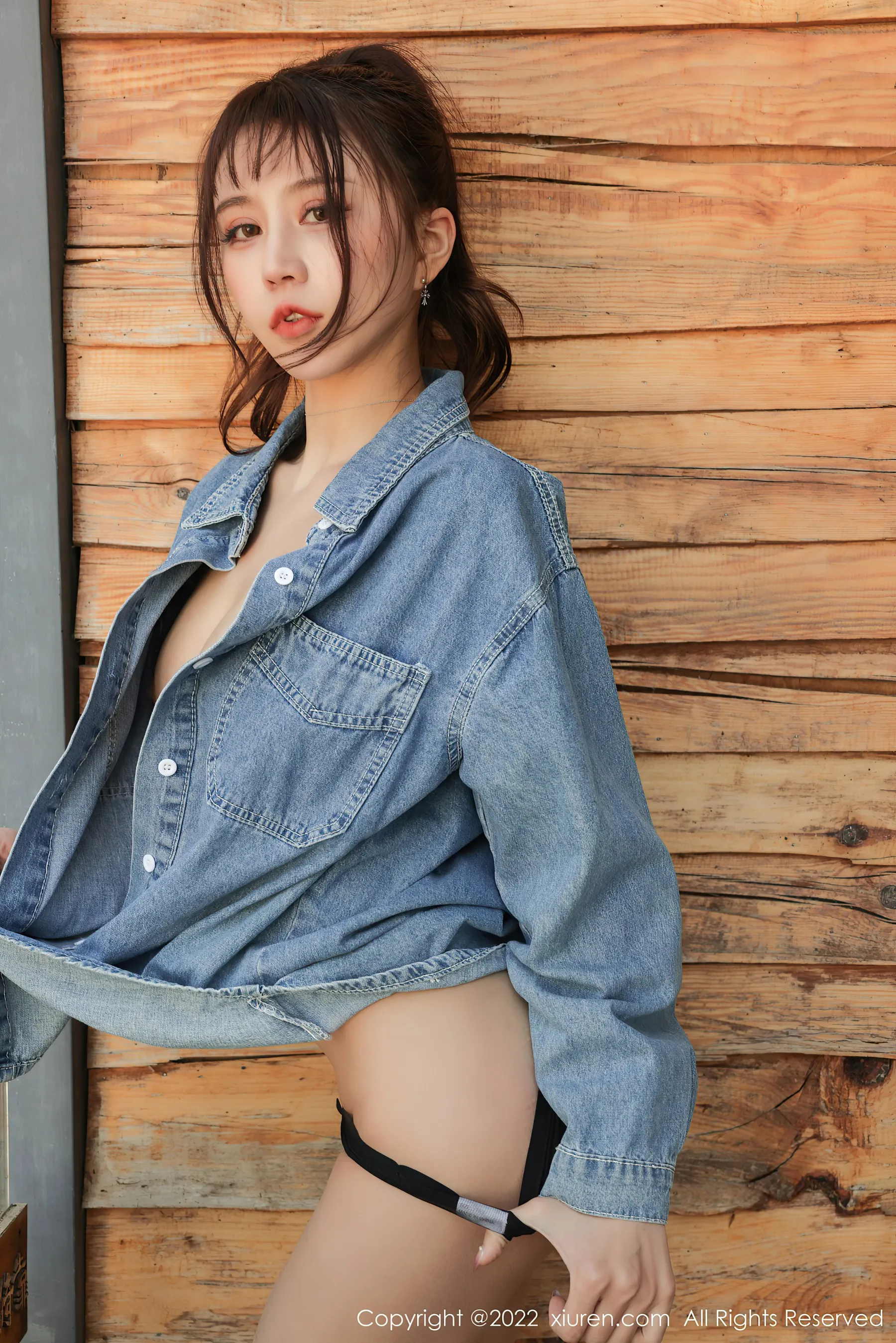 秀人网 No.4804 tina_甜仔 大理户外旅拍插图4