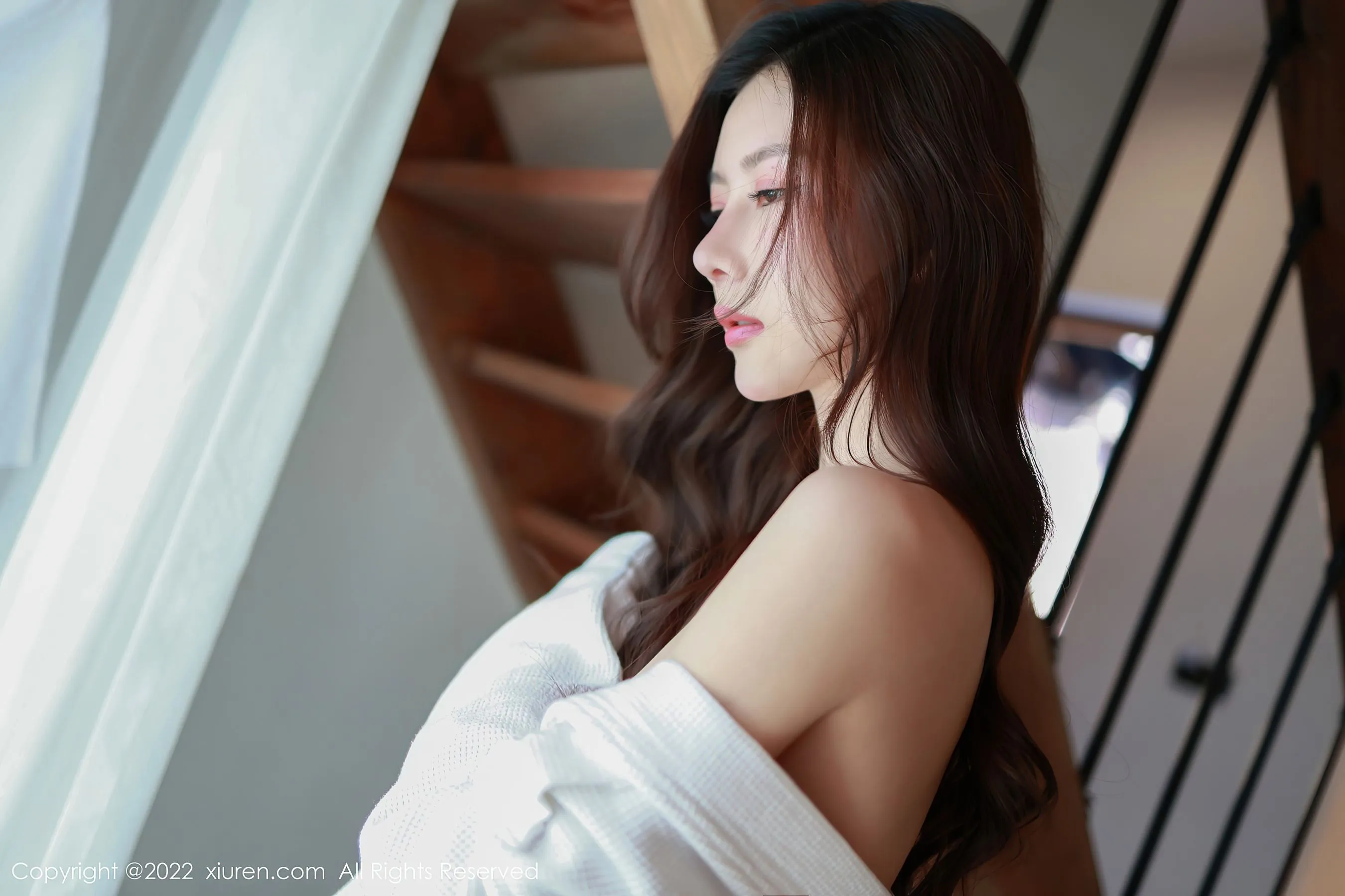 秀人网 No.4932 尹甜甜 睡袍美腿插图3