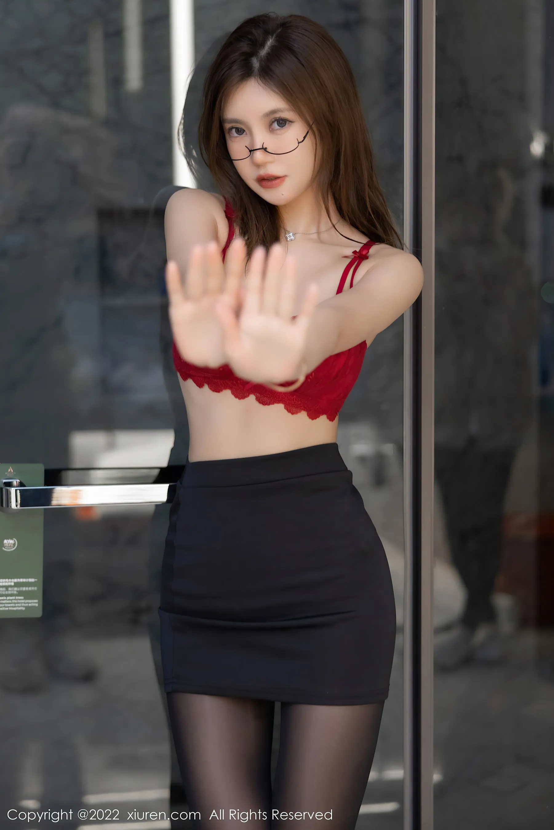 秀人网 No.5041 绮里嘉ula插图3