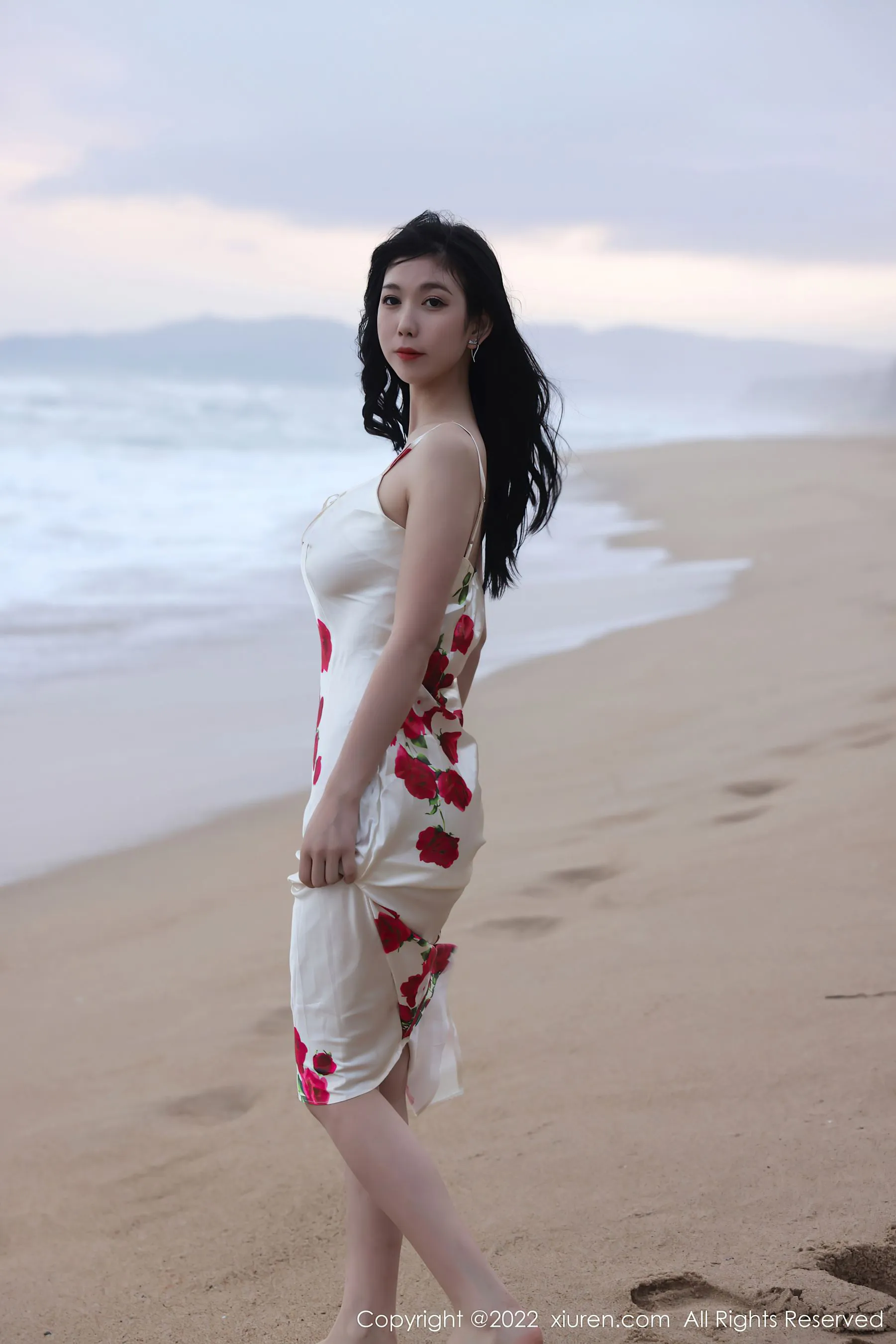 秀人网 No.4915 李雅柔182CM 海边美女性感写真插图6